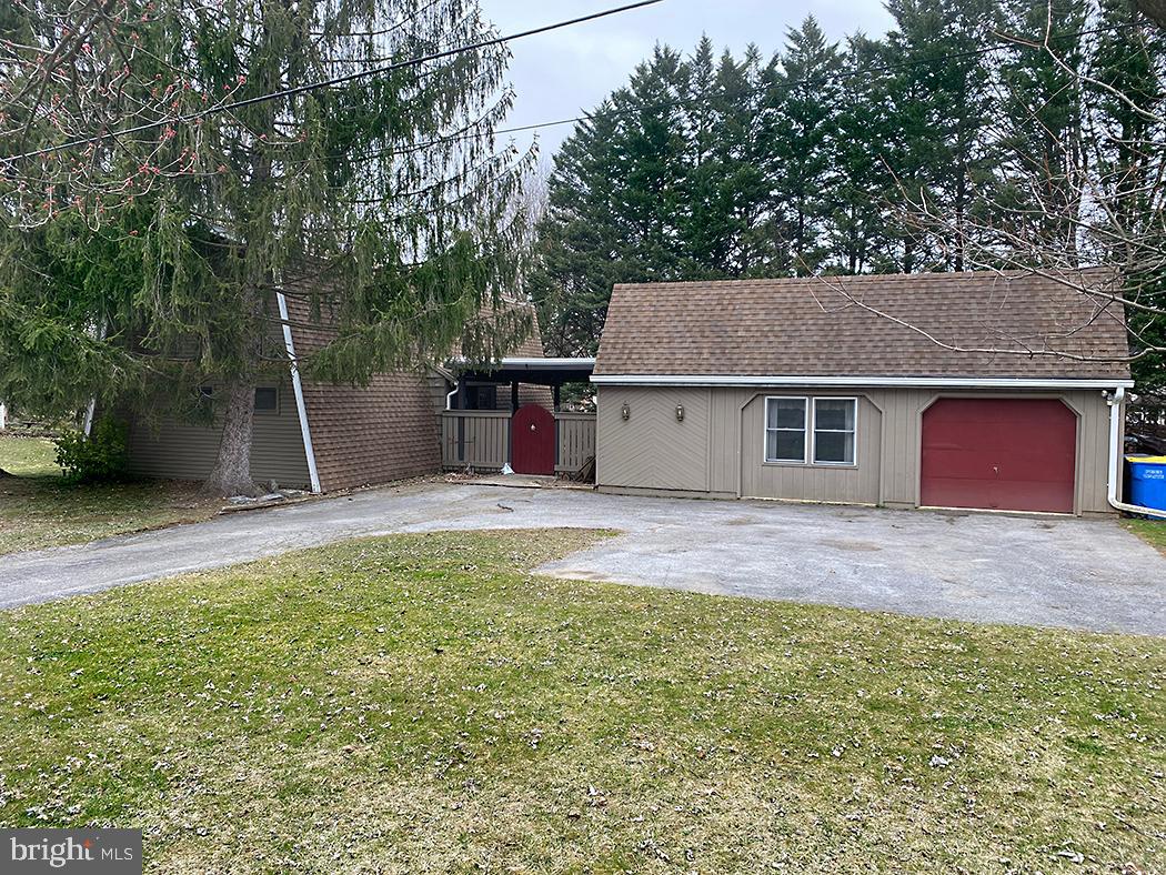 STONEWOOD PARK - Residential