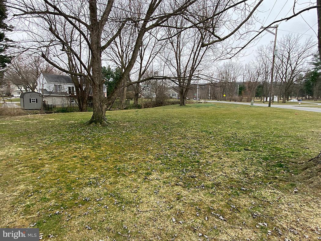 STONEWOOD PARK - Residential