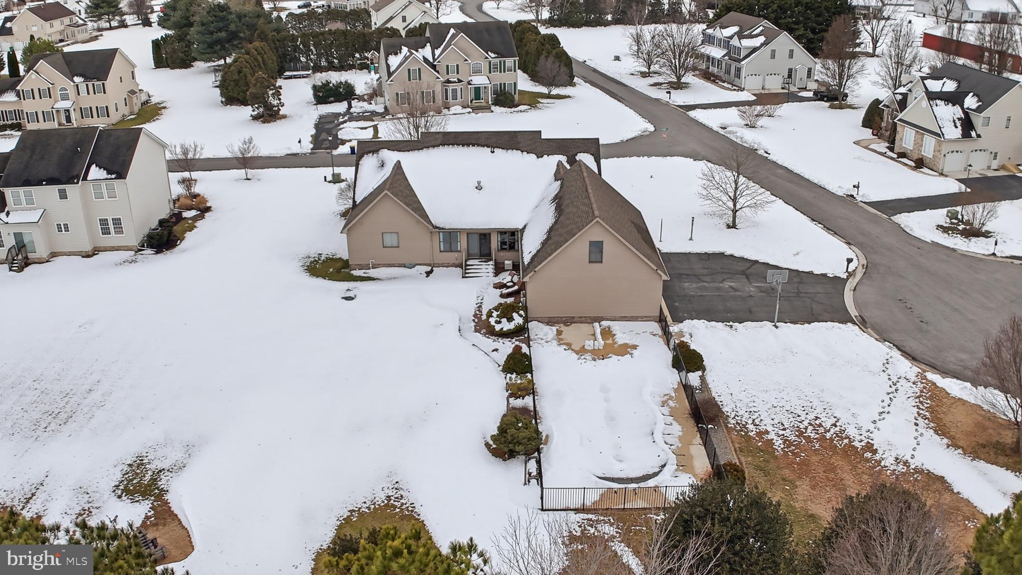 ROCKLAND HILLS - Residential