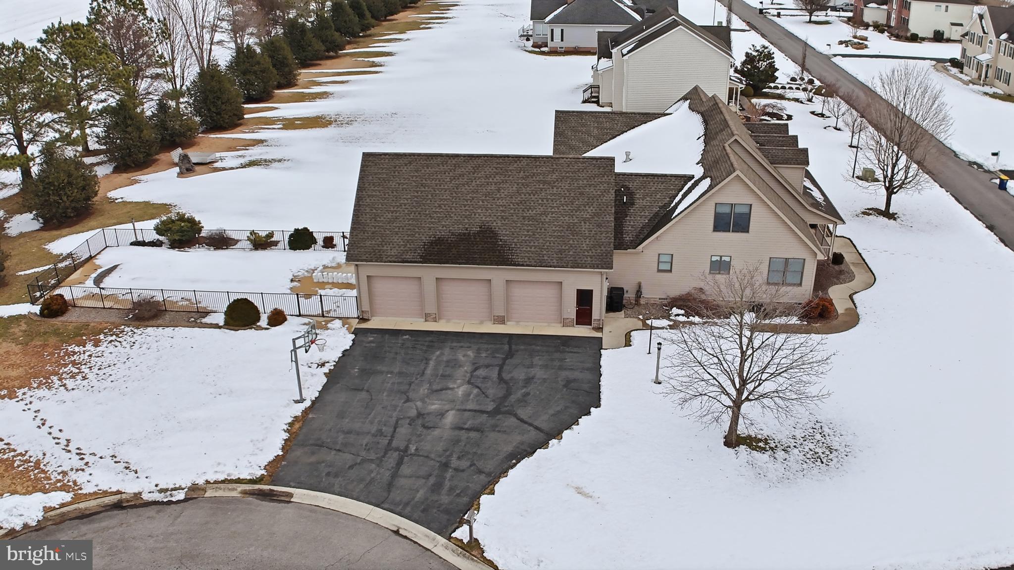 ROCKLAND HILLS - Residential