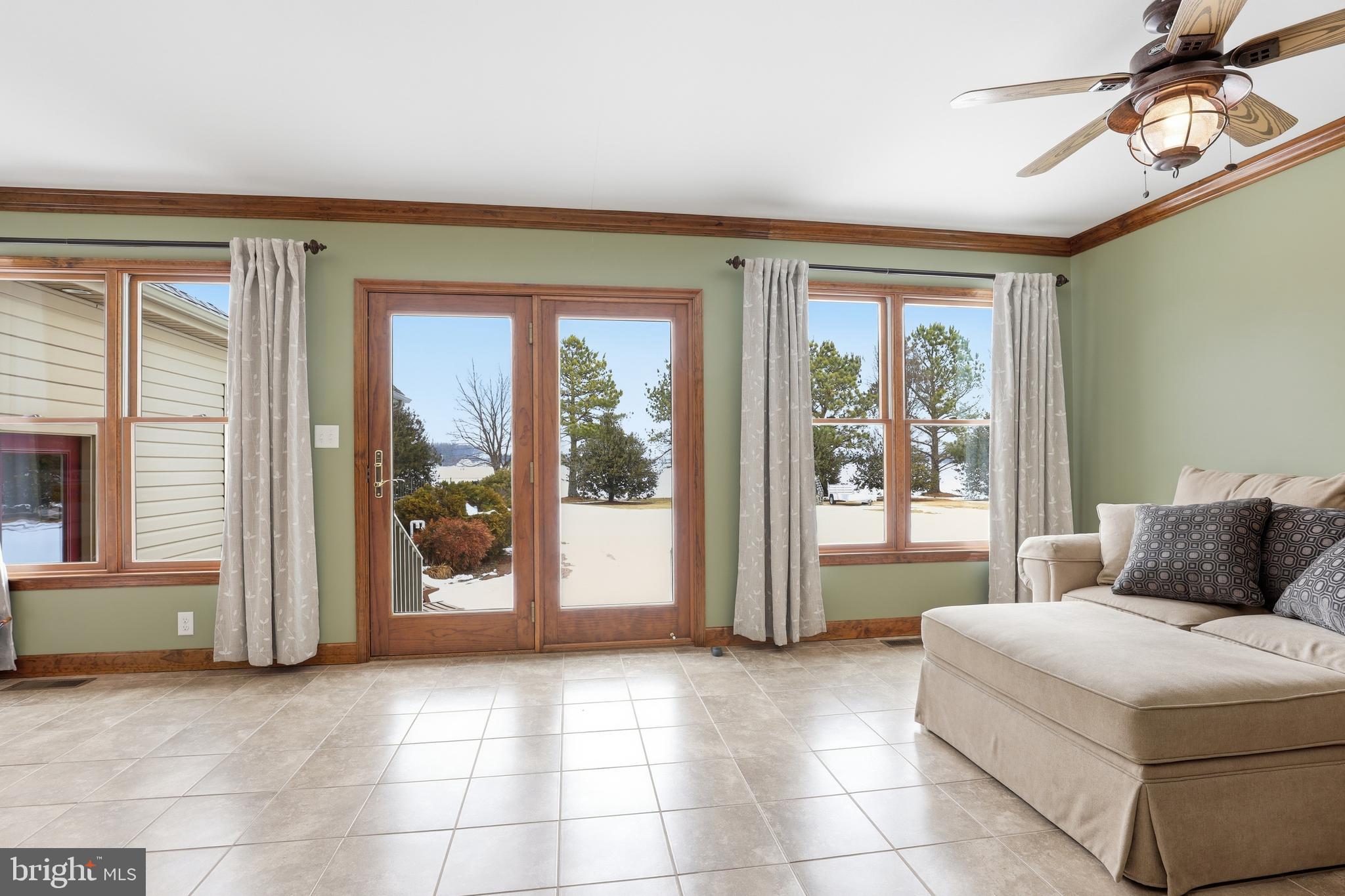 ROCKLAND HILLS - Residential