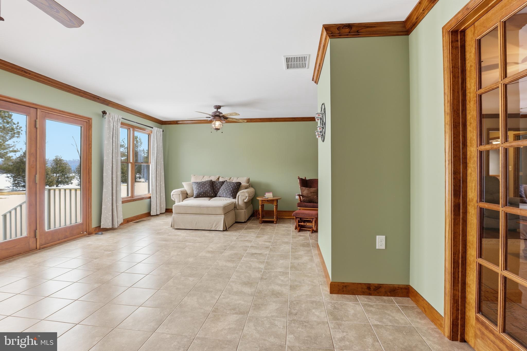 ROCKLAND HILLS - Residential