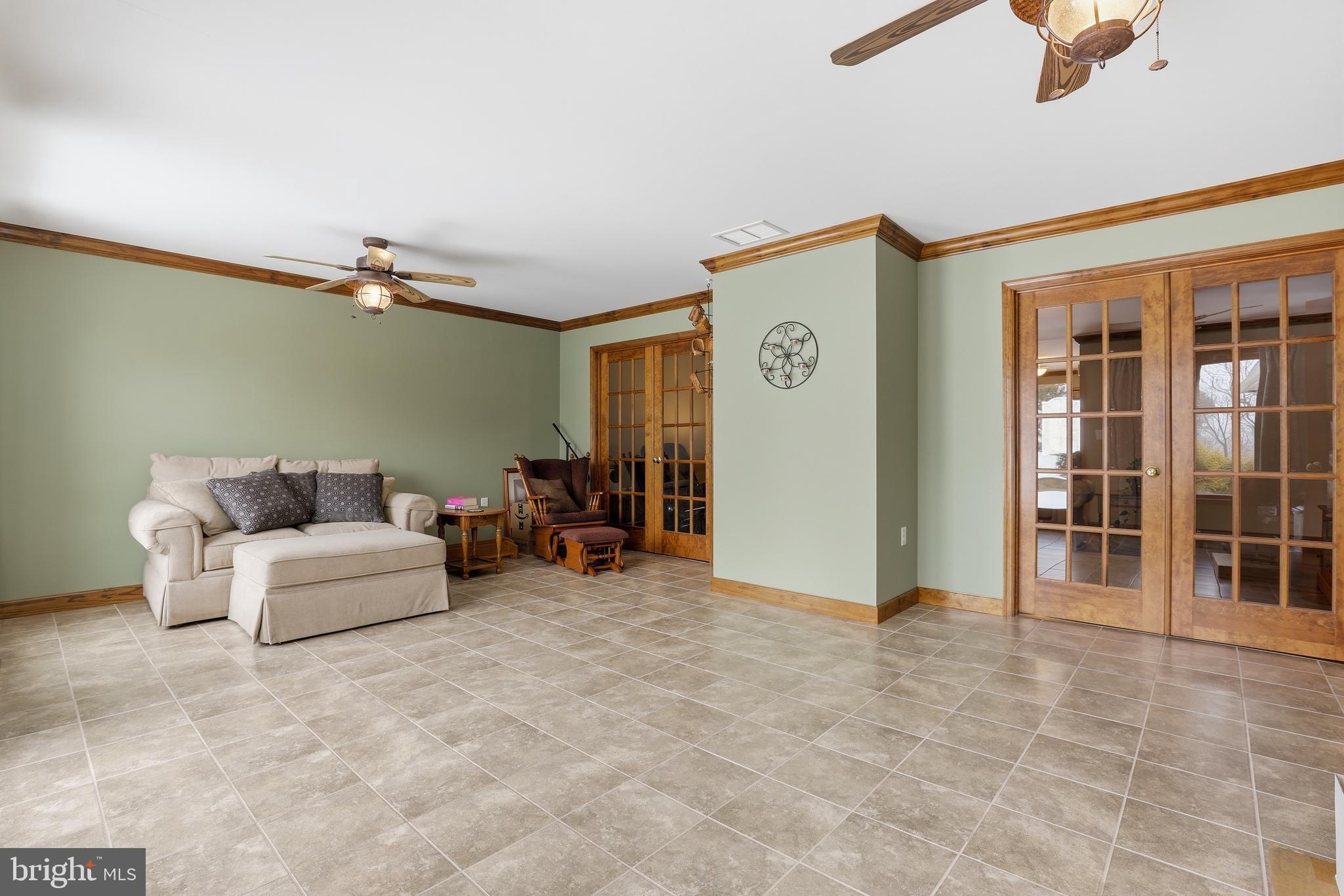 ROCKLAND HILLS - Residential