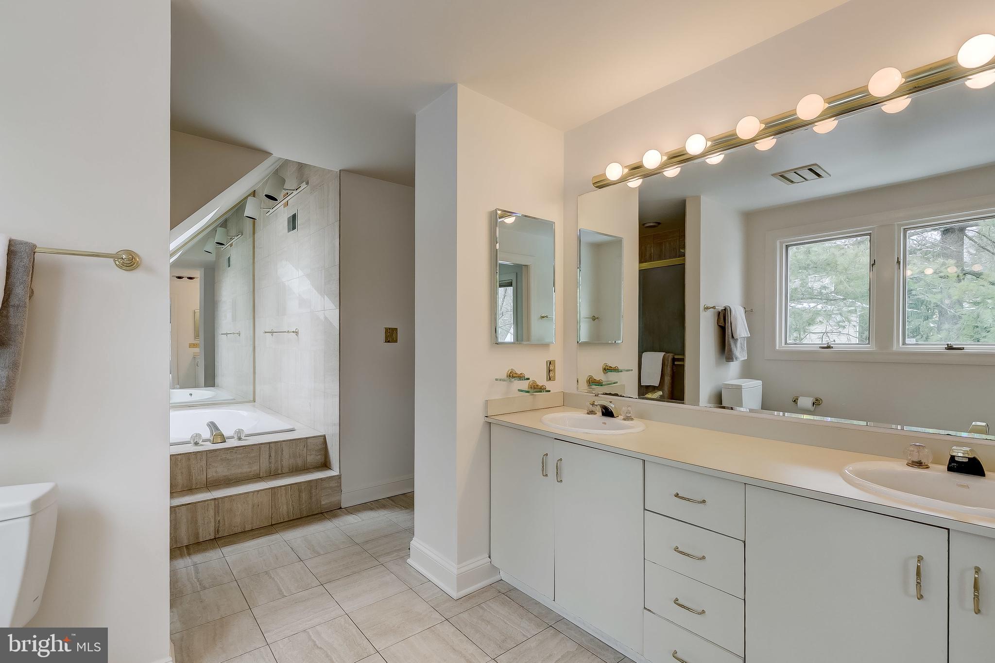 RUXTON - Residential