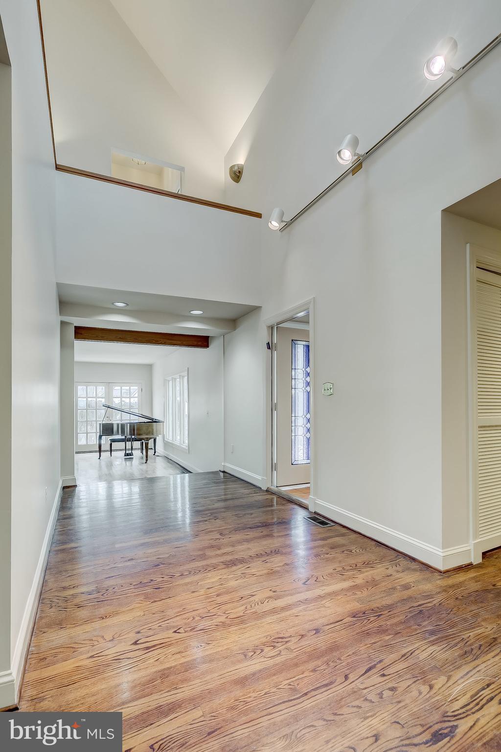 RUXTON - Residential