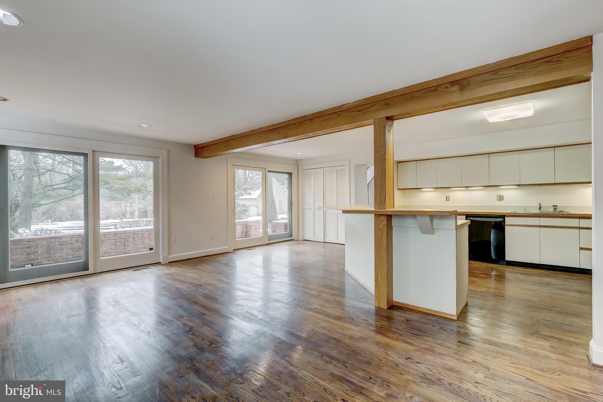 RUXTON - Residential