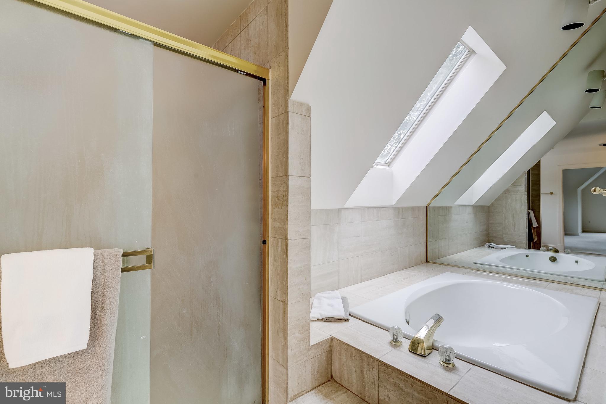 RUXTON - Residential