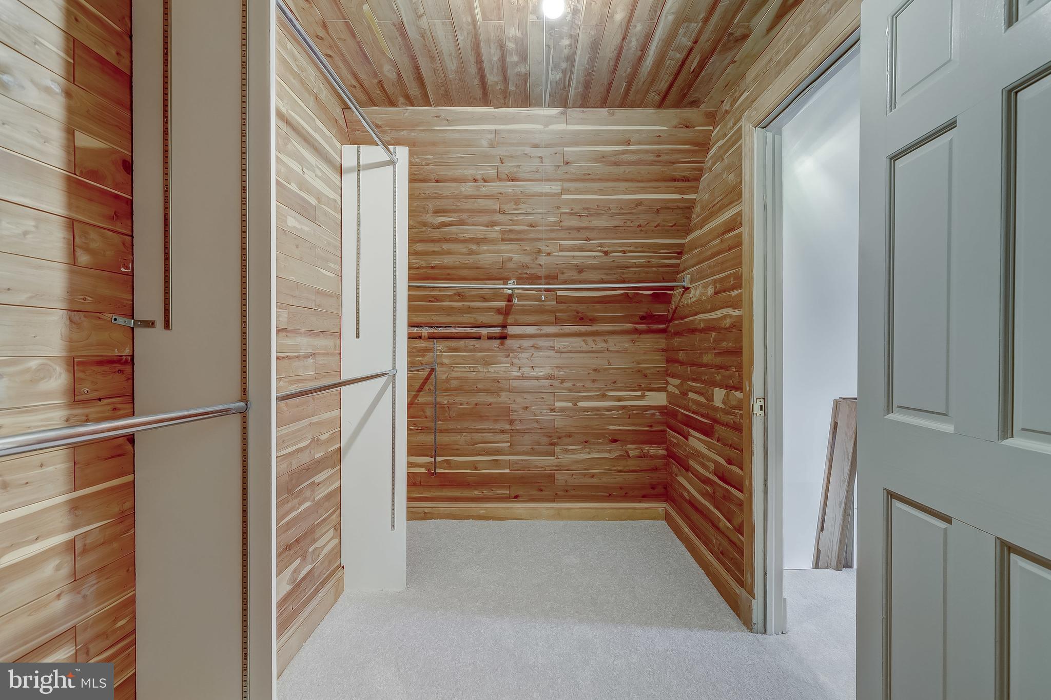 RUXTON - Residential