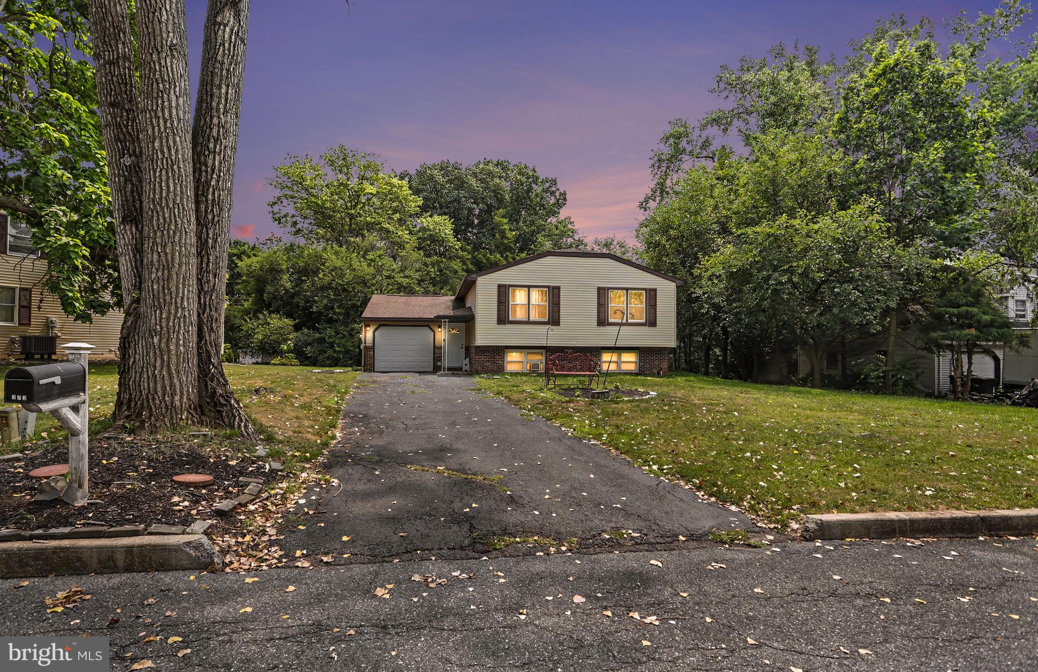373 OAKLYN ROAD