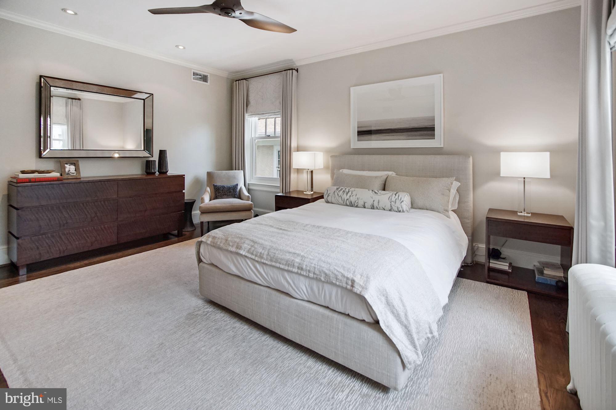 CLEVELAND PARK - Residential