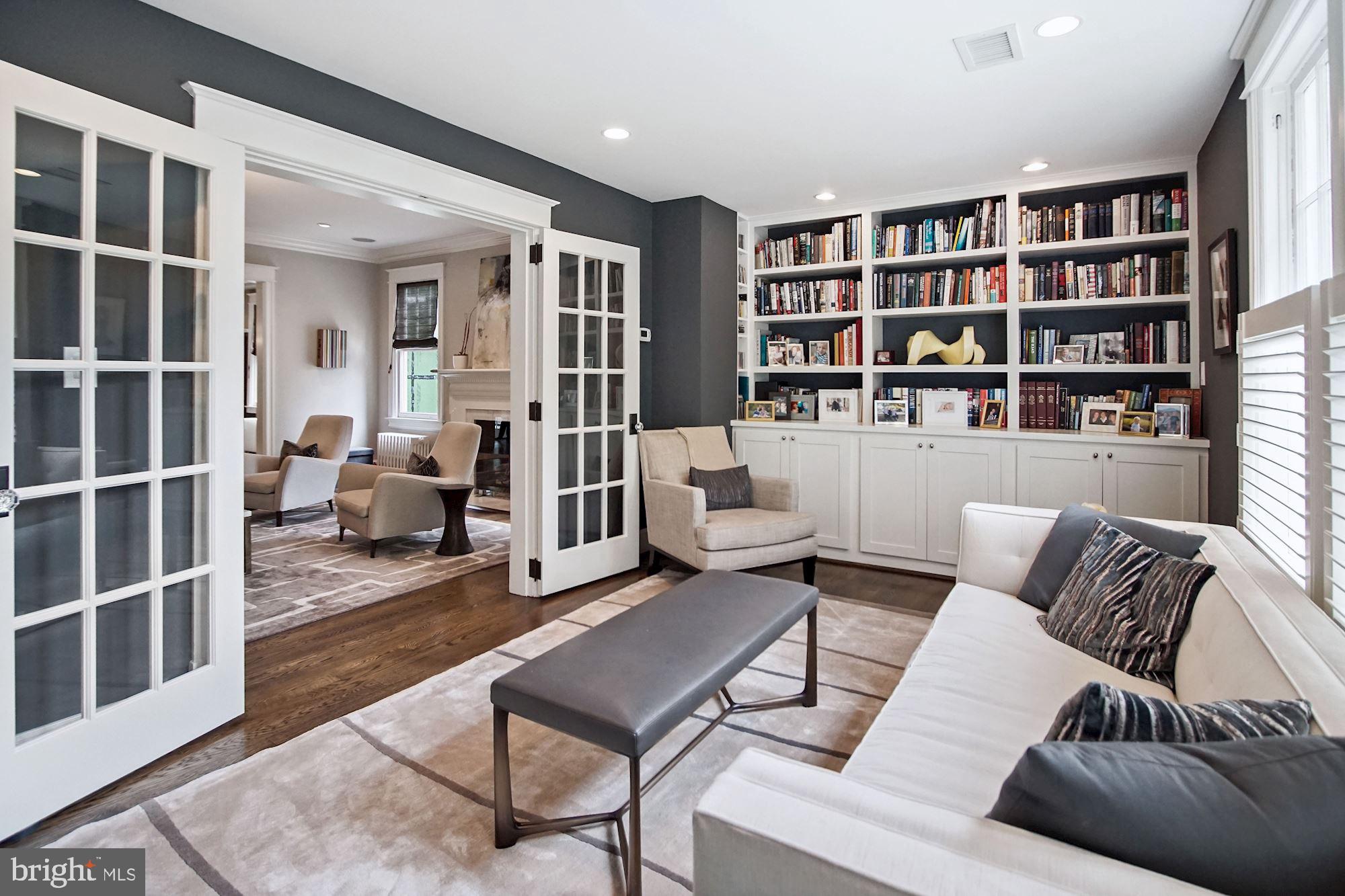 CLEVELAND PARK - Residential