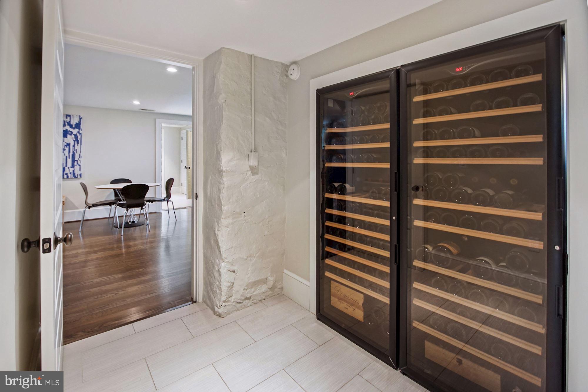 CLEVELAND PARK - Residential