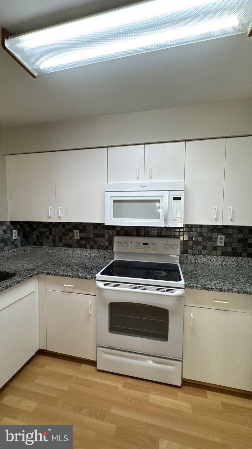 WOODLAND VILLAGE - Residential Lease