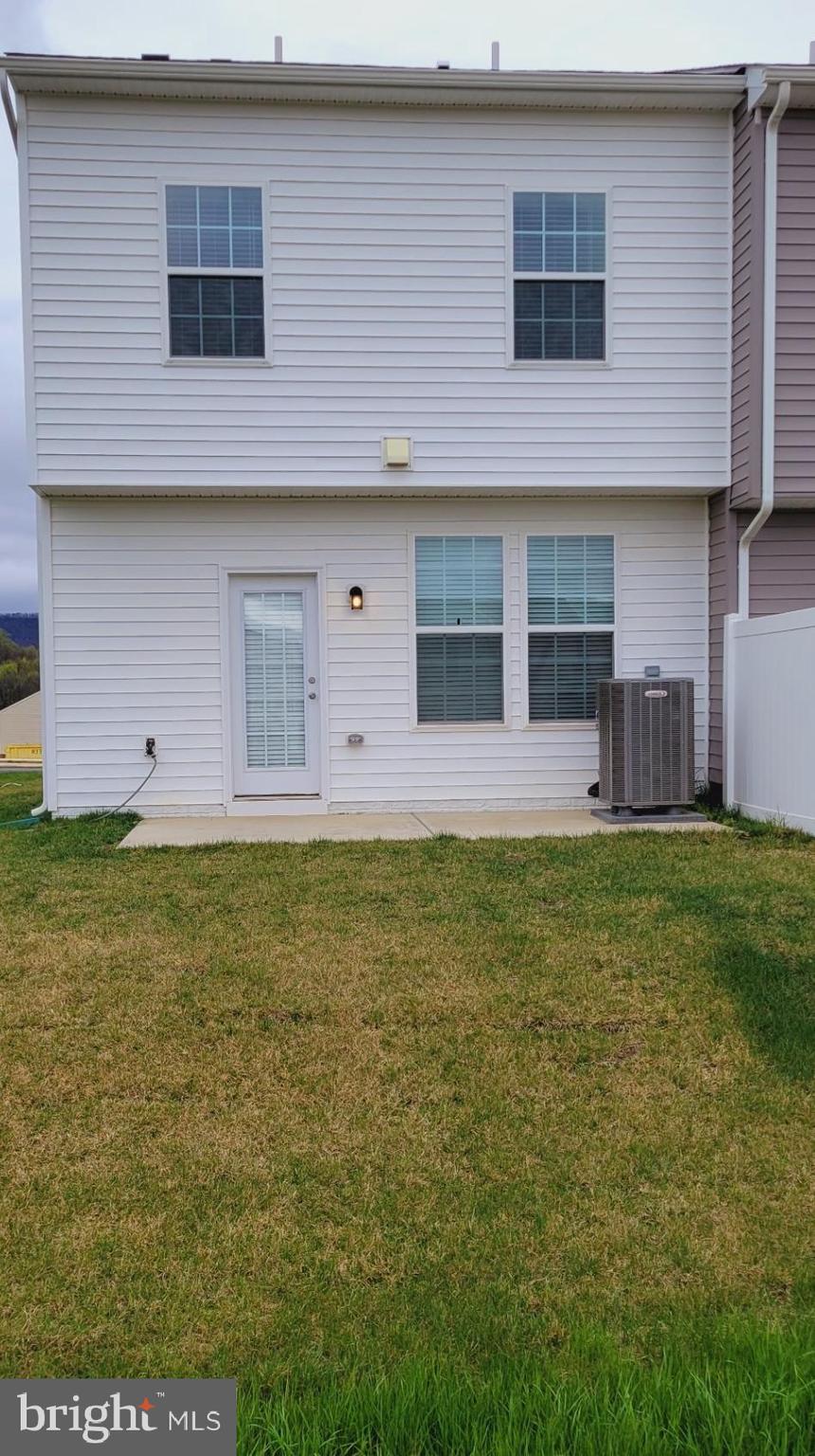 MARTINSBURG STATION - Residential Lease