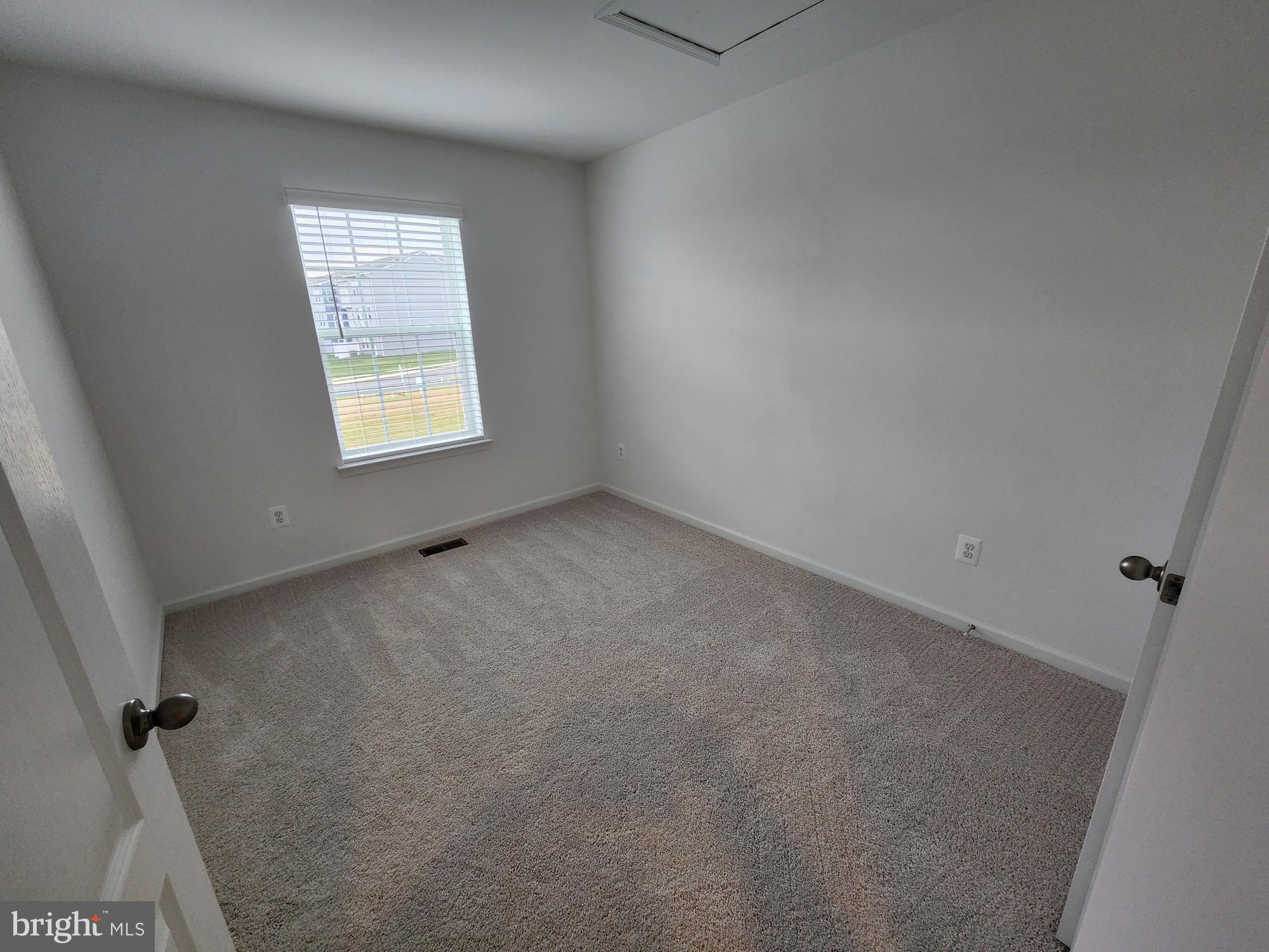 MARTINSBURG STATION - Residential Lease