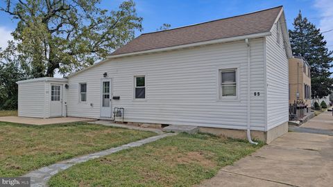 65 W DONEGAL STREET MOUNT JOY PA 17552