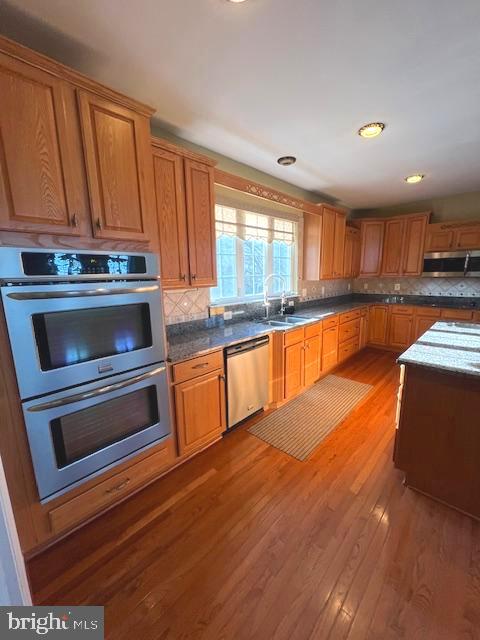 BARCROFT FOREST - Residential Lease