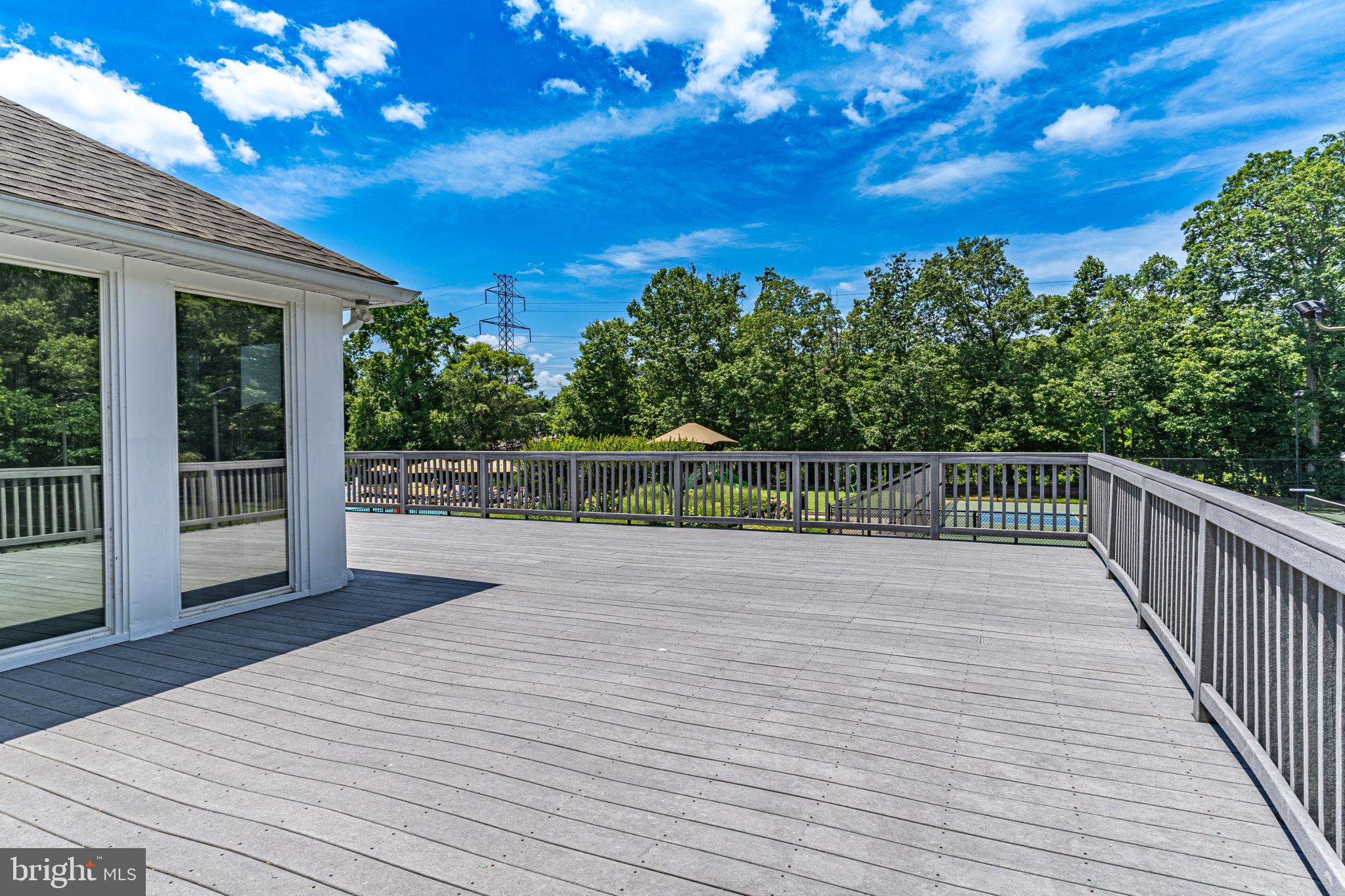 KINGSTOWNE - Residential Lease