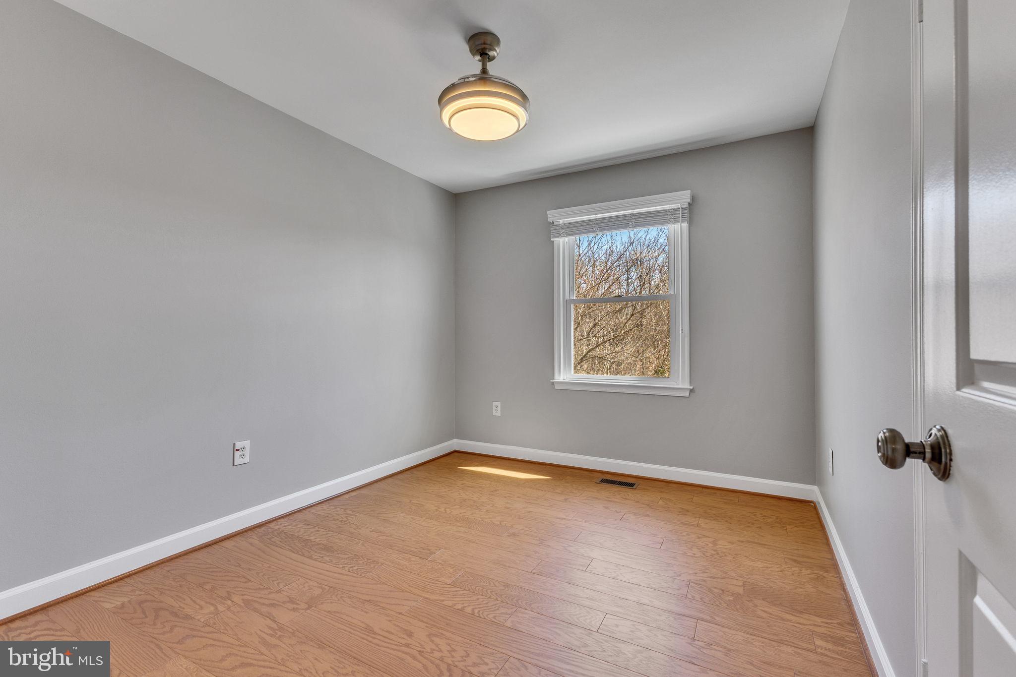 KINGSTOWNE - Residential Lease