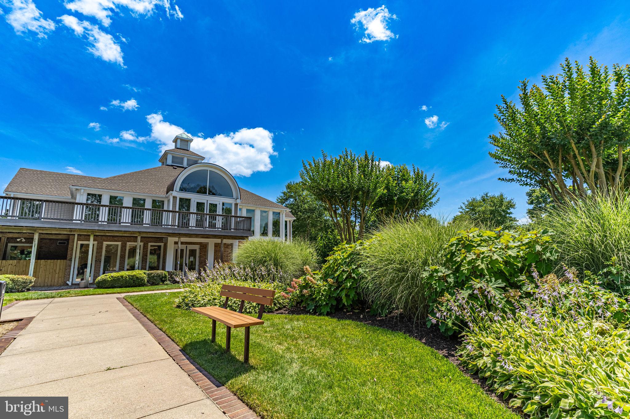 KINGSTOWNE - Residential Lease