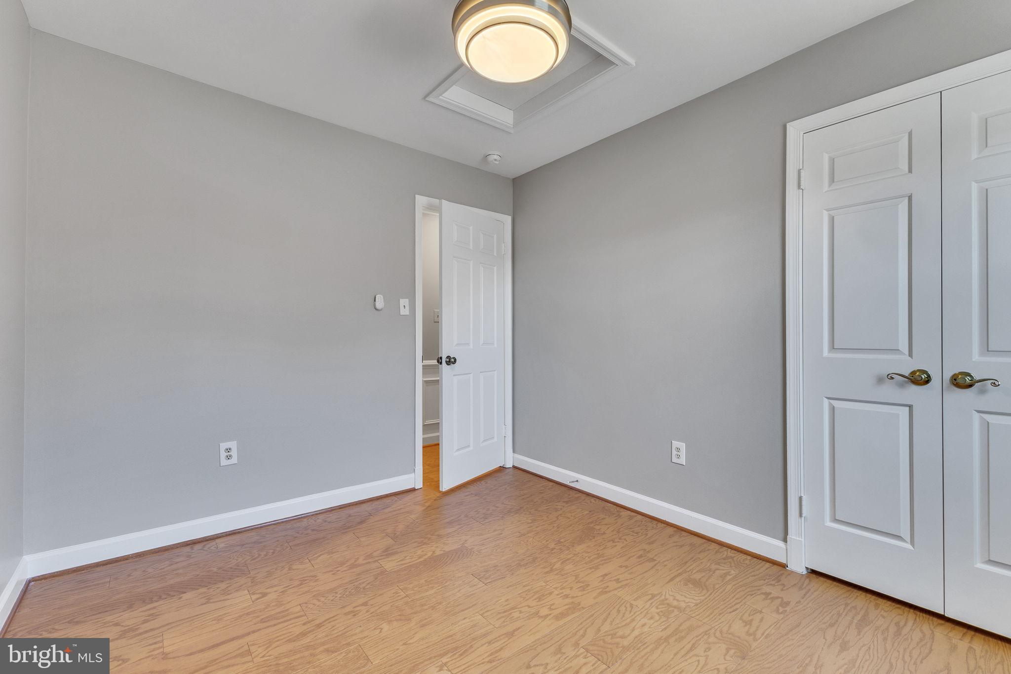 KINGSTOWNE - Residential Lease