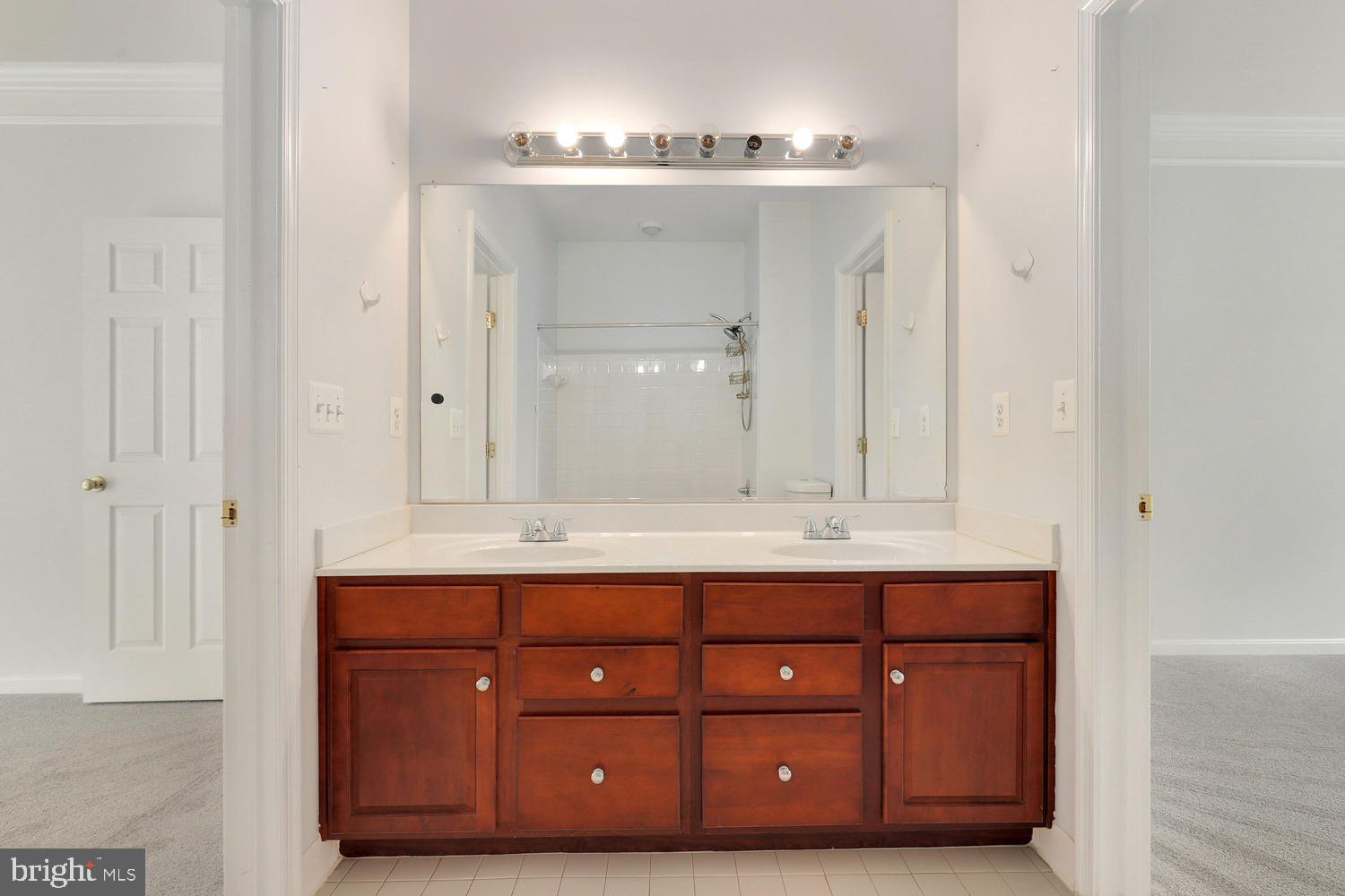 CROSSMAN CREEK - Residential