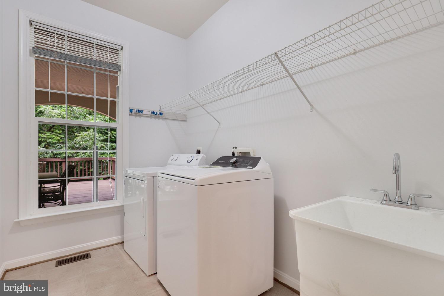 CROSSMAN CREEK - Residential