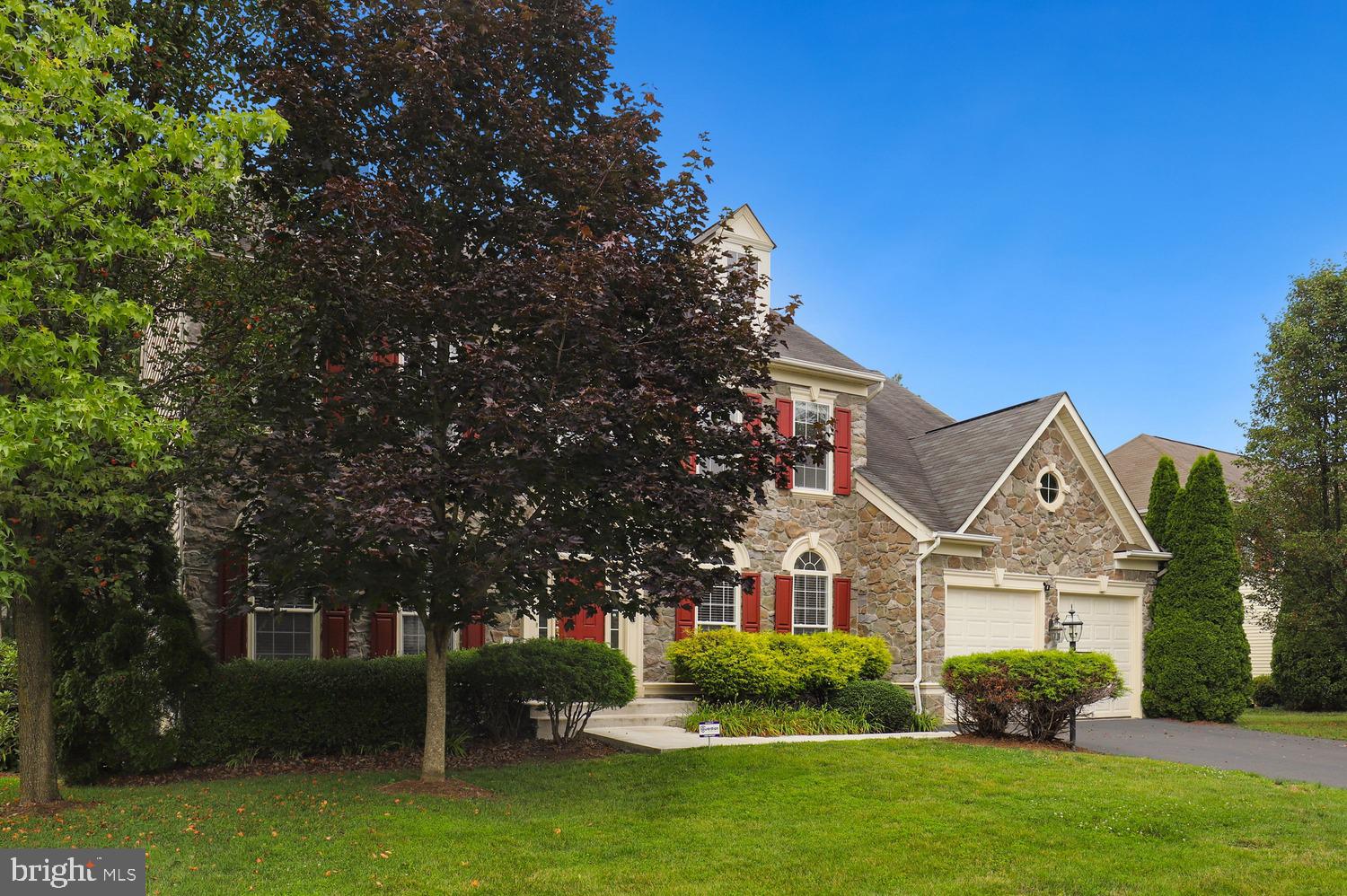 CROSSMAN CREEK - Residential