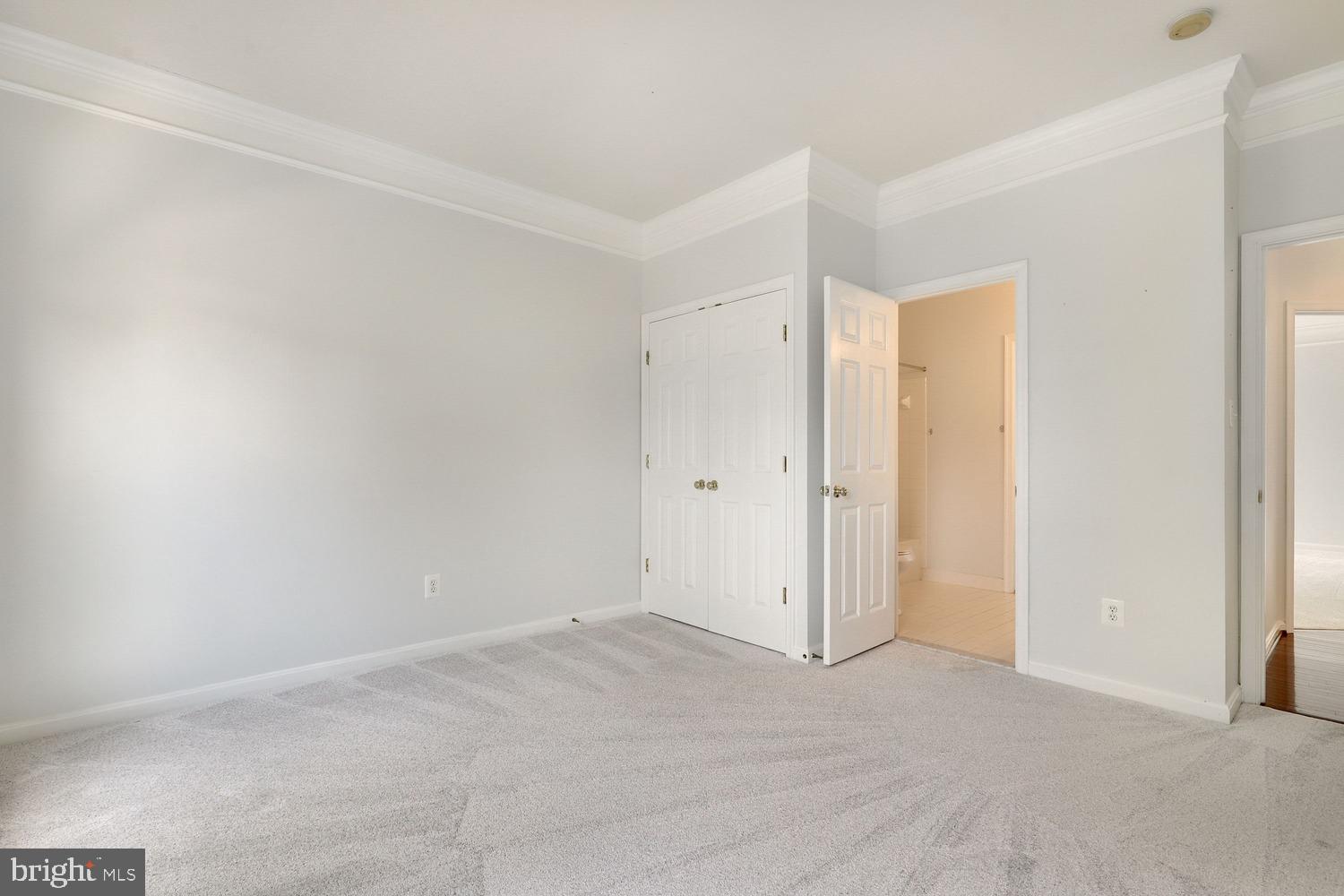 CROSSMAN CREEK - Residential