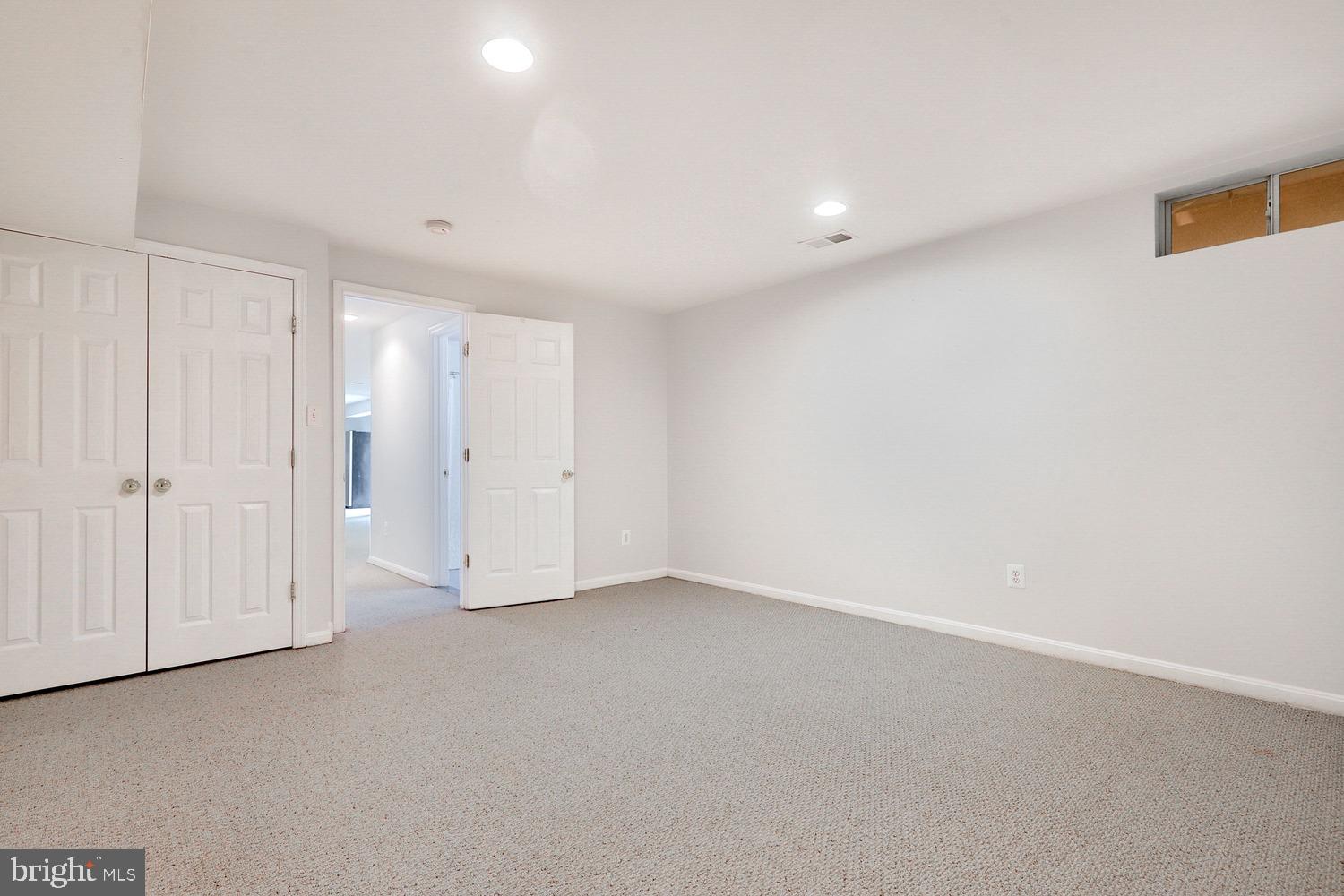 CROSSMAN CREEK - Residential