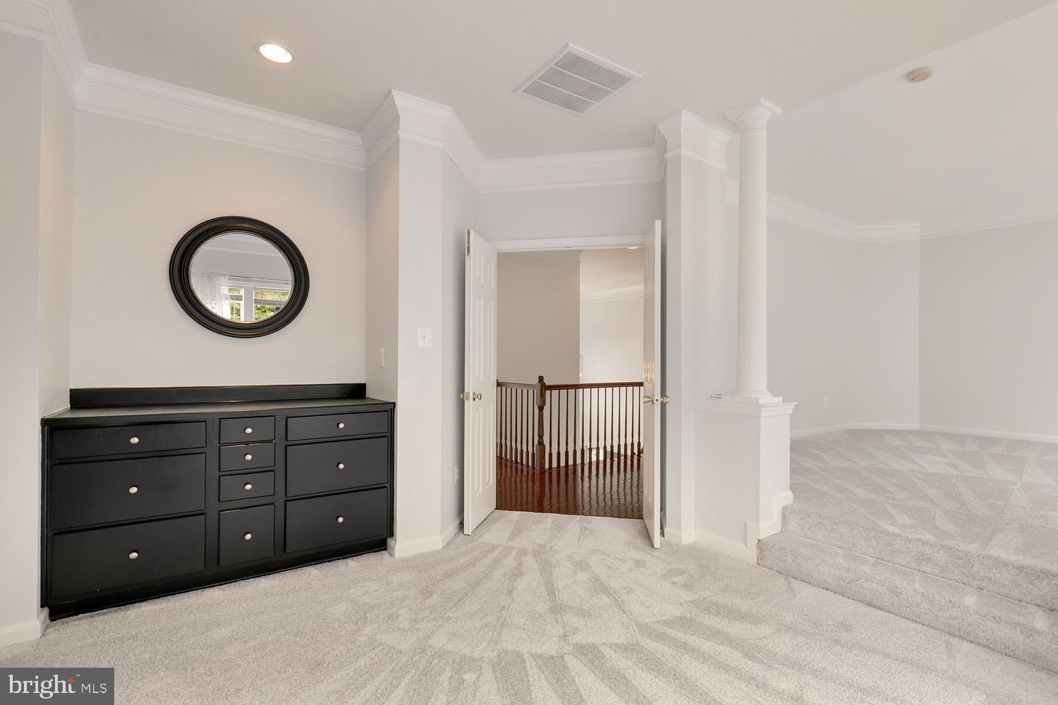 CROSSMAN CREEK - Residential