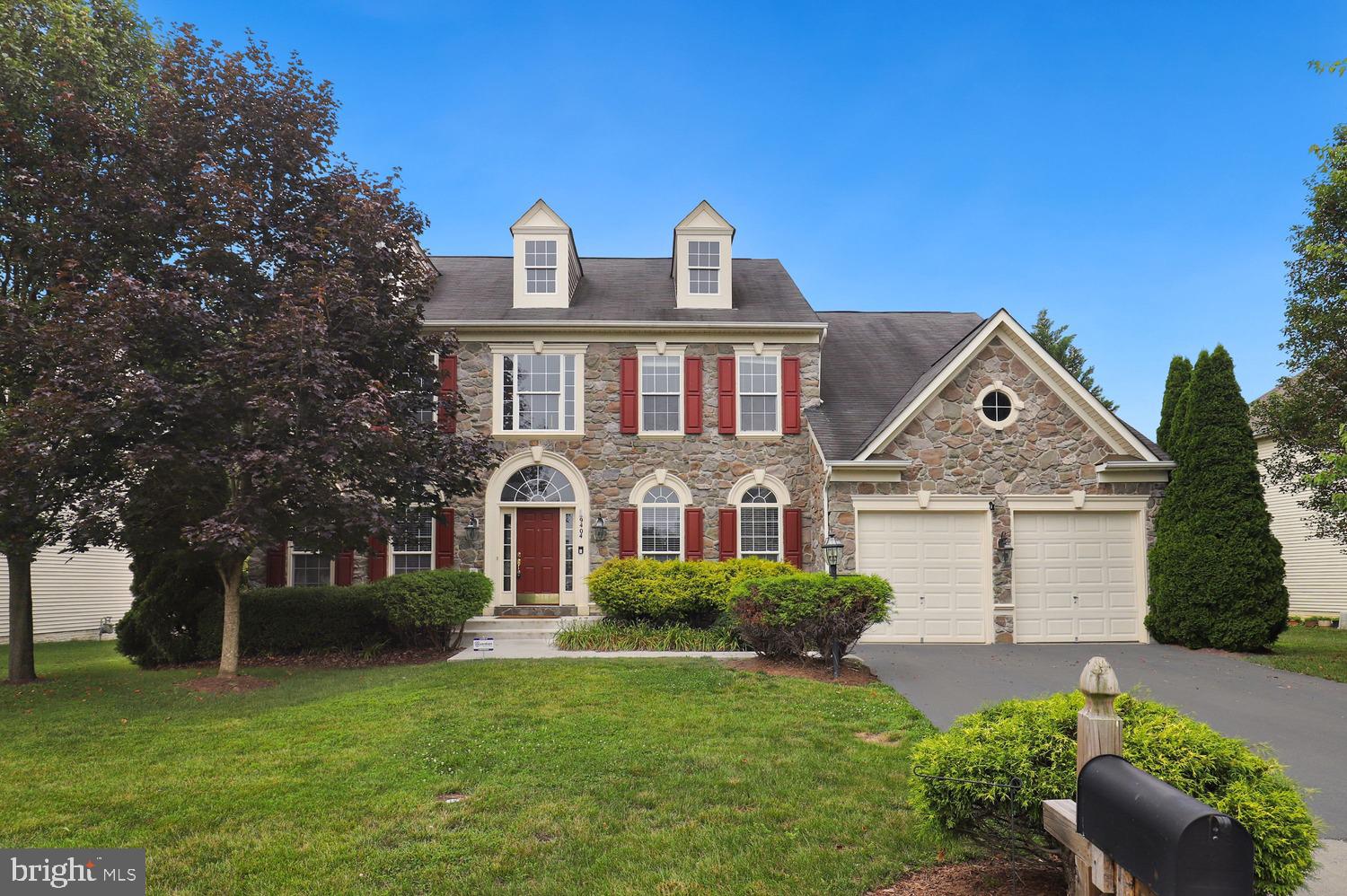 CROSSMAN CREEK - Residential