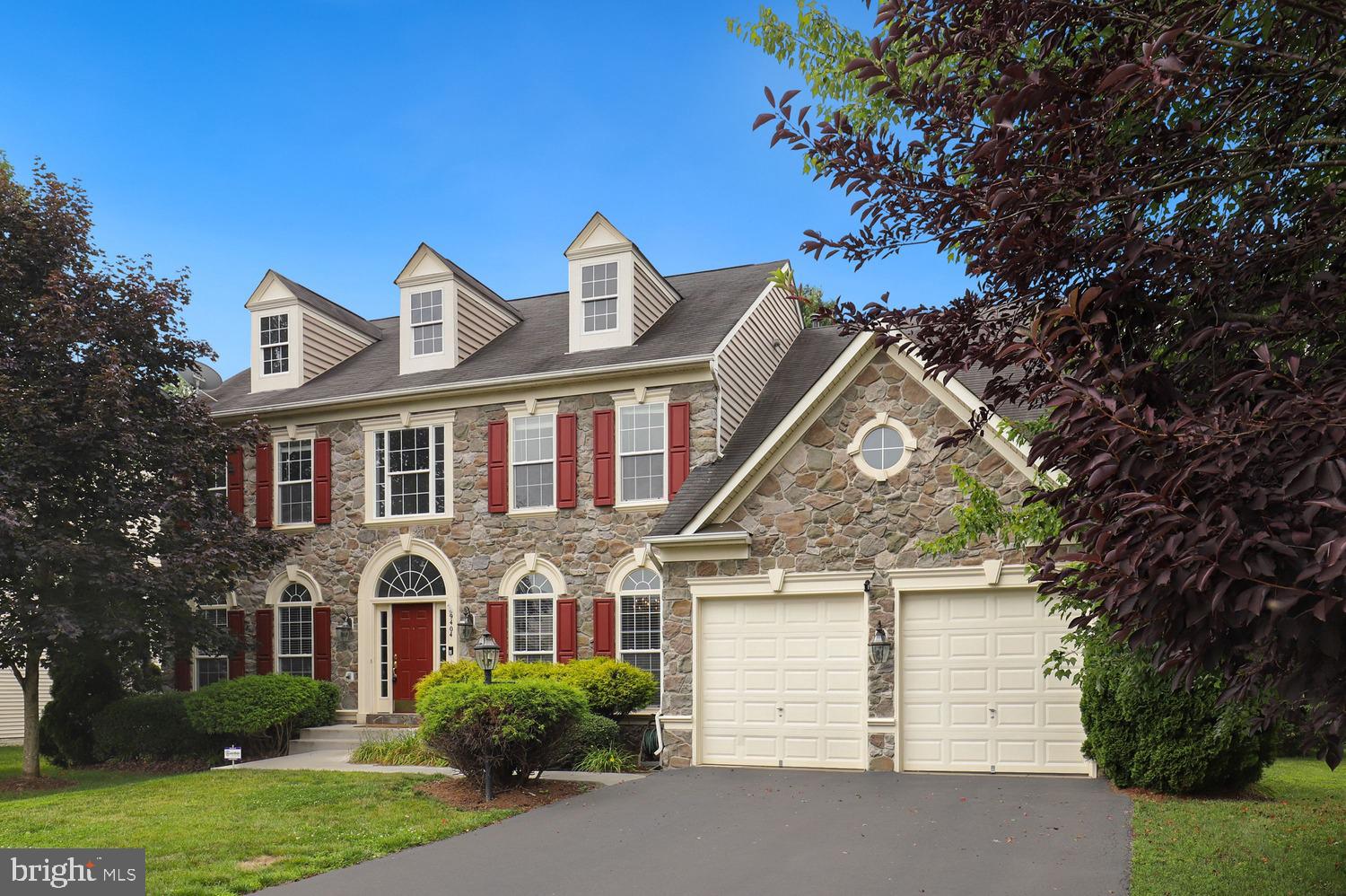 CROSSMAN CREEK - Residential