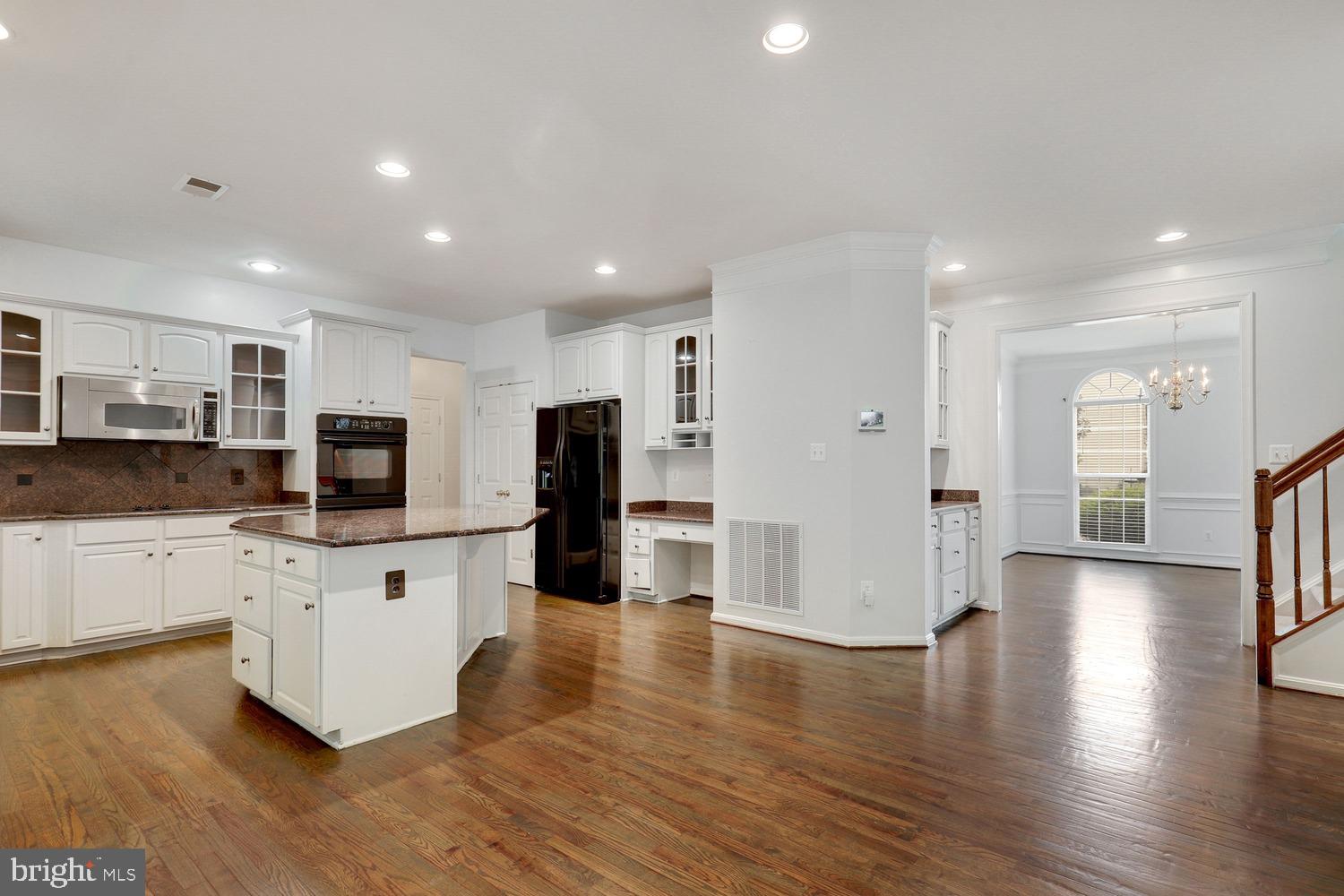 CROSSMAN CREEK - Residential