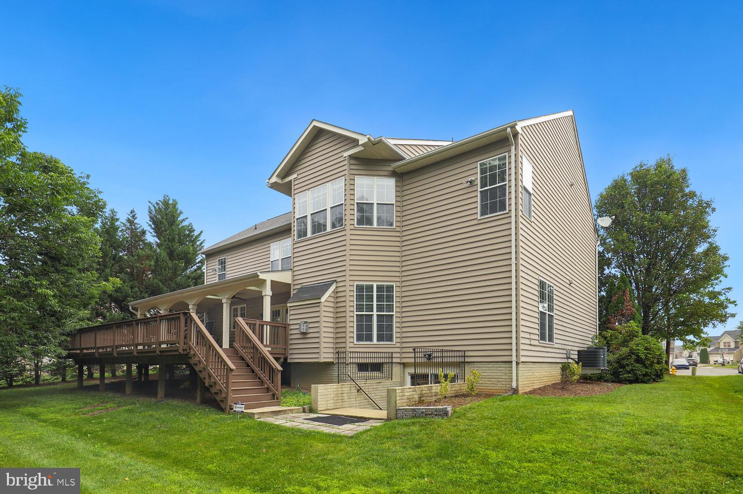 CROSSMAN CREEK - Residential