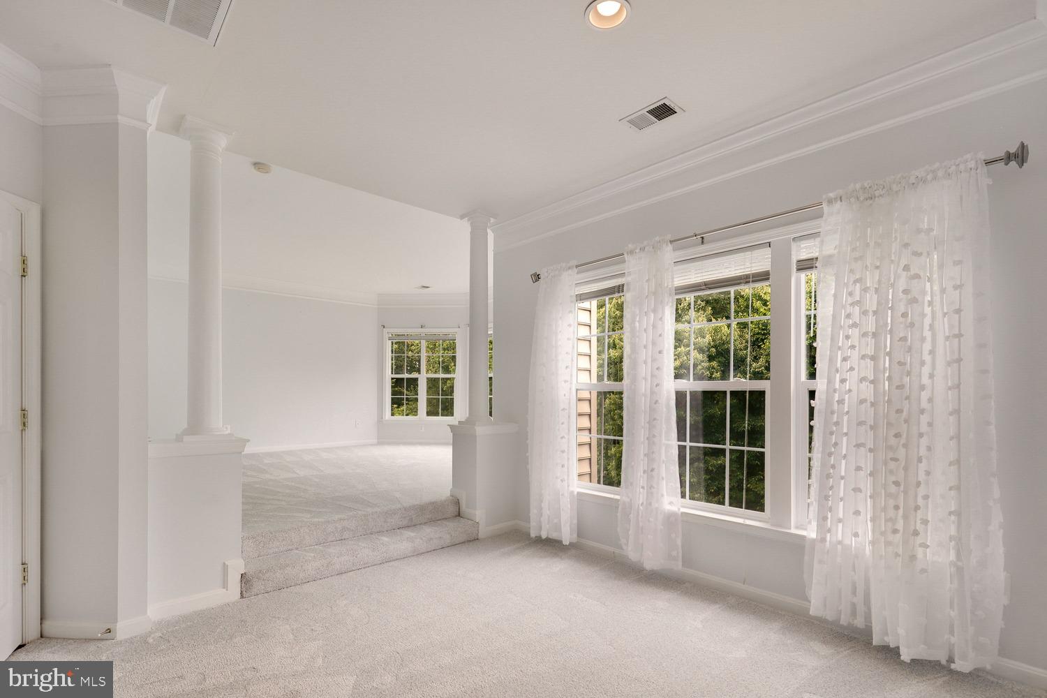 CROSSMAN CREEK - Residential