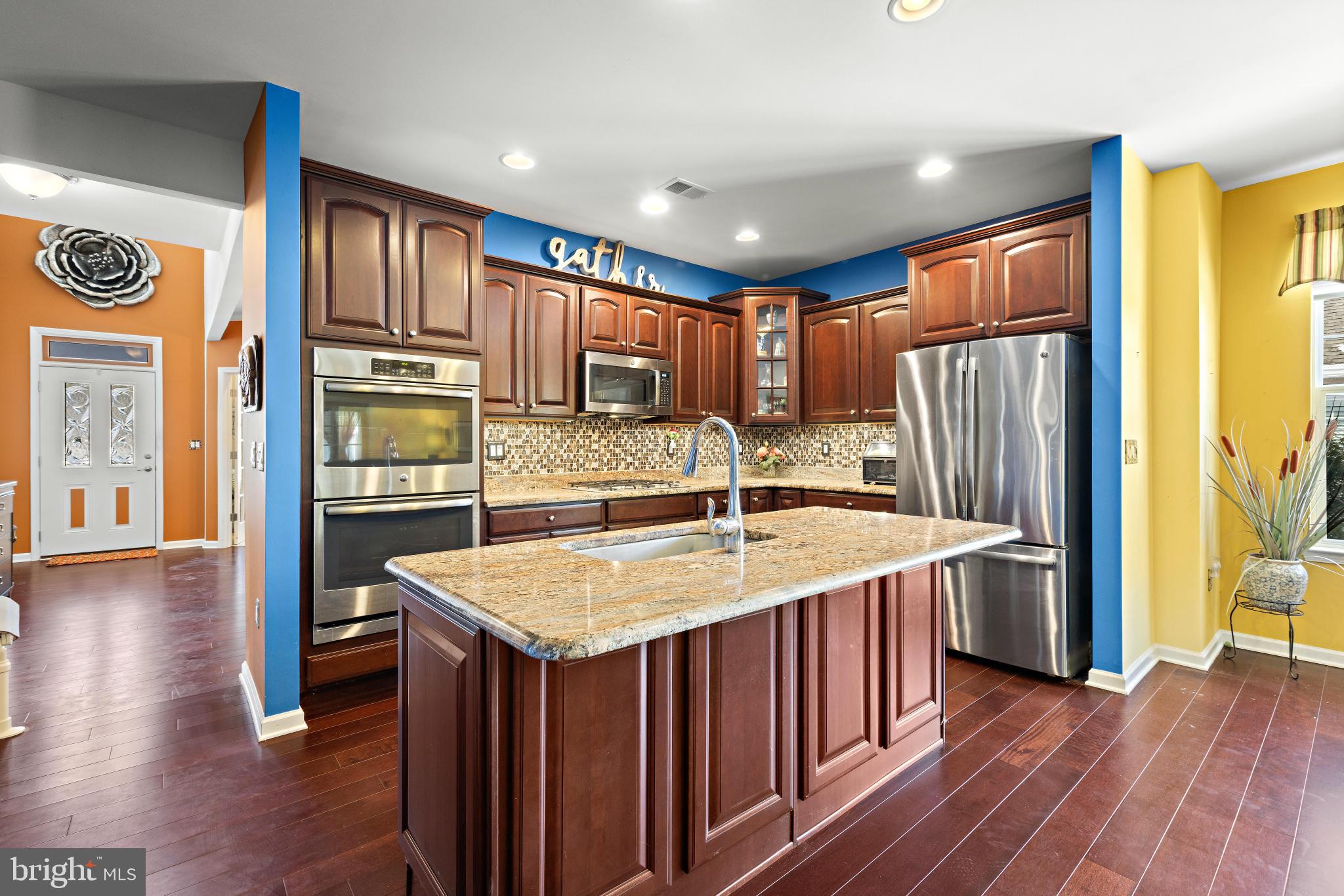 FOUR SEASONS AT HARBOR BAY - Residential