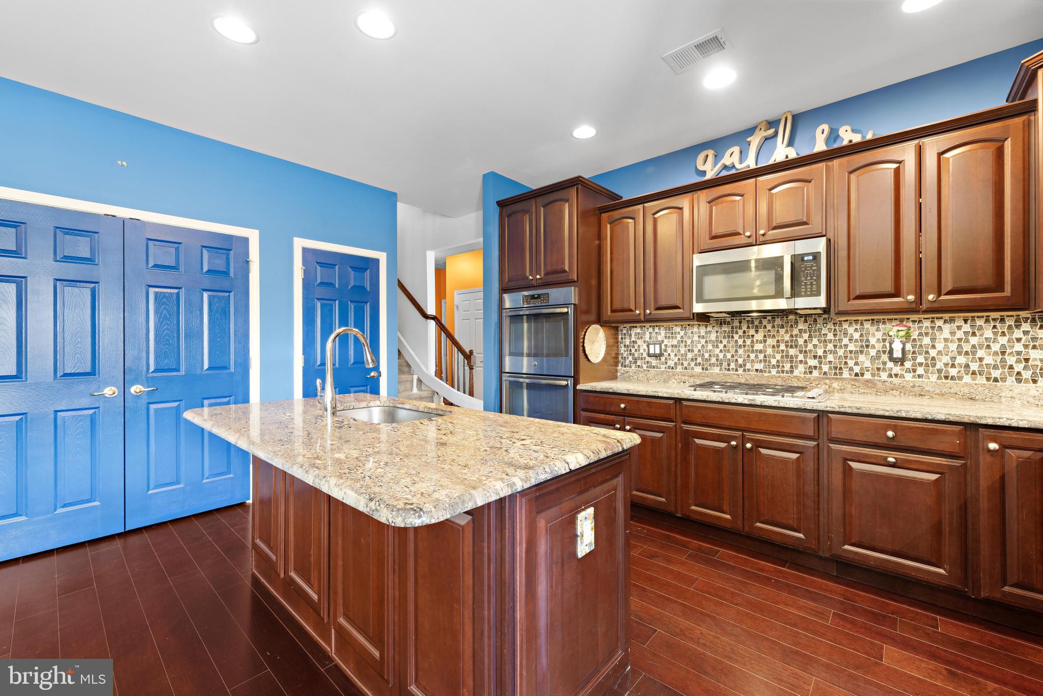 FOUR SEASONS AT HARBOR BAY - Residential