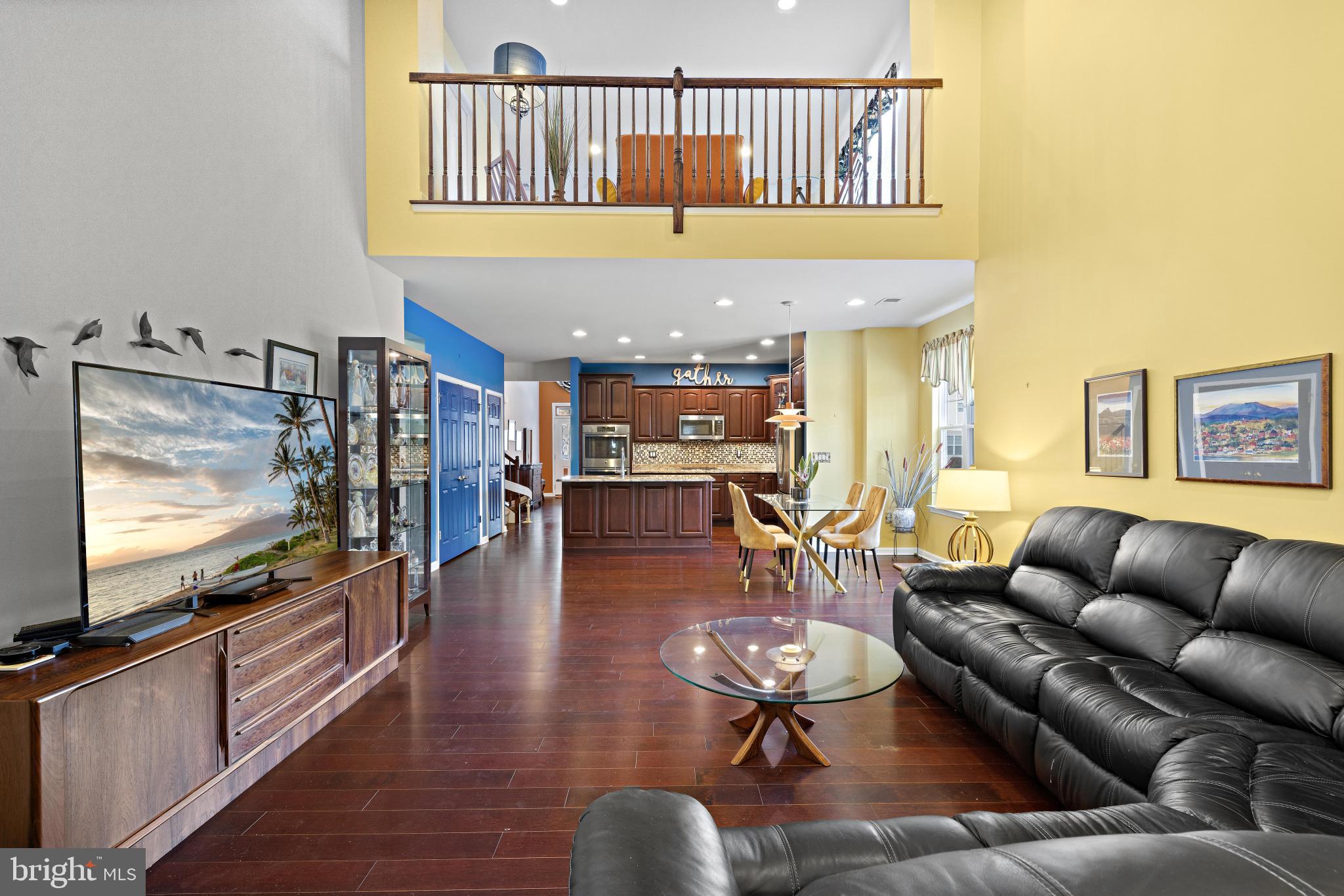 FOUR SEASONS AT HARBOR BAY - Residential