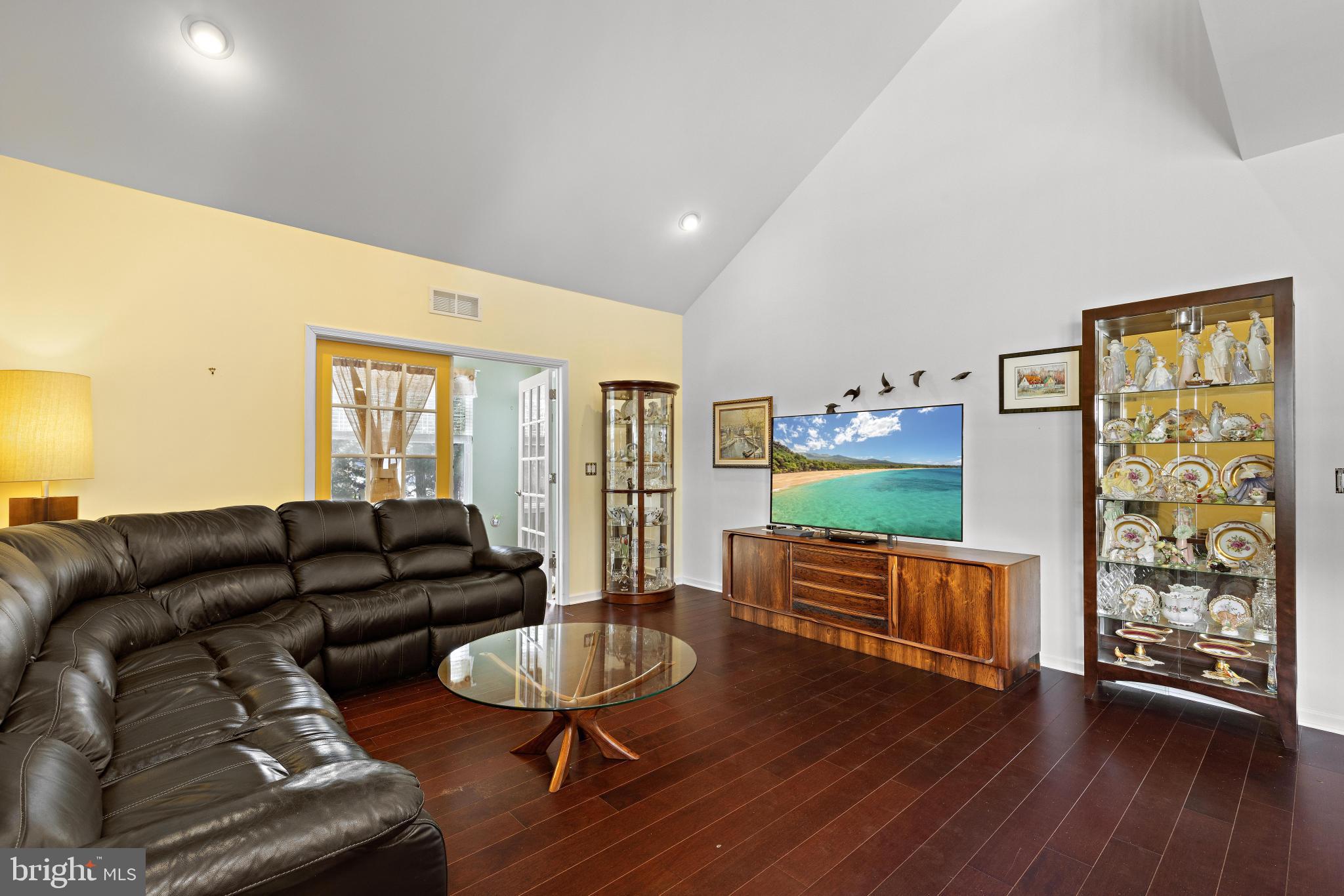 FOUR SEASONS AT HARBOR BAY - Residential