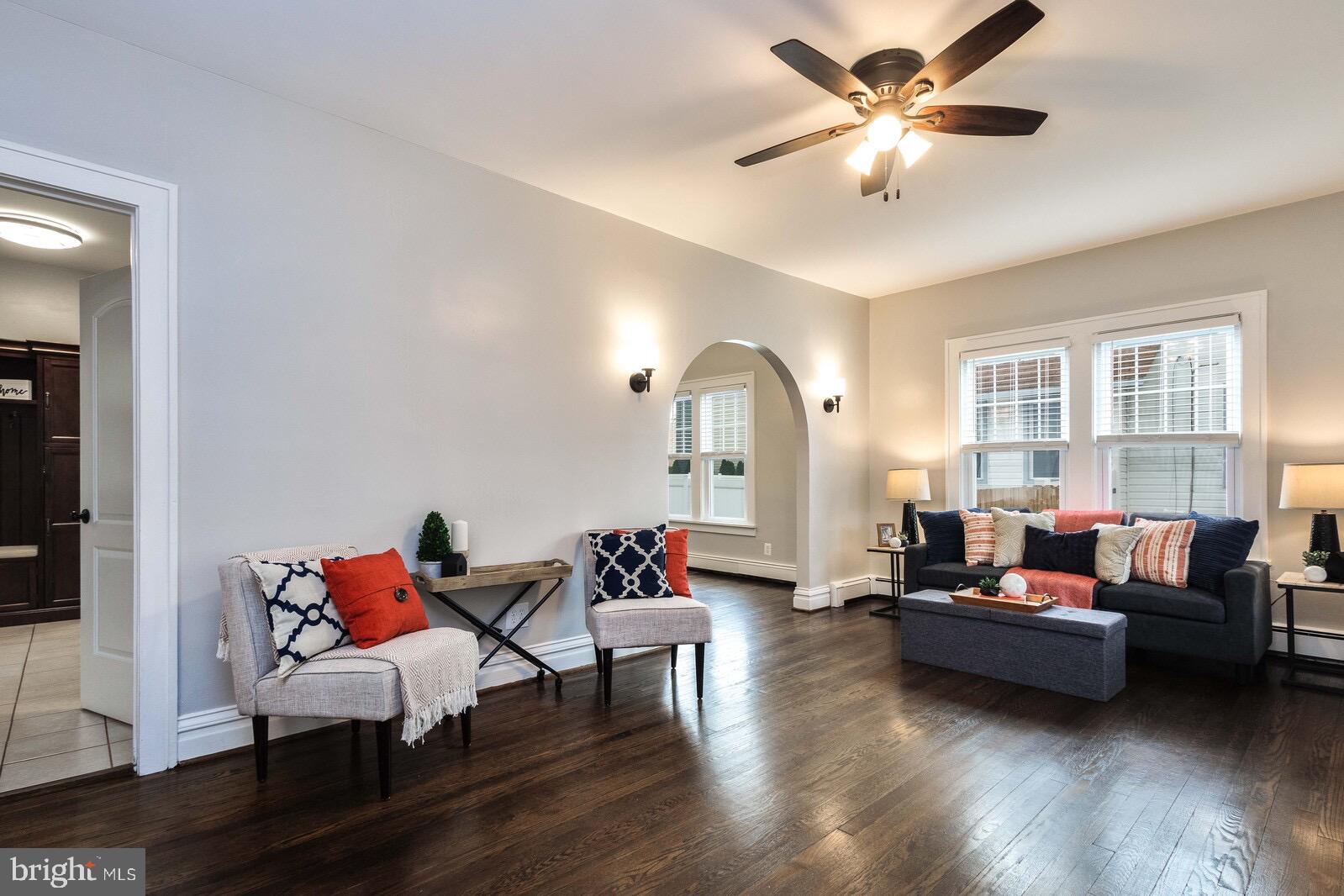 LAUREL - Residential