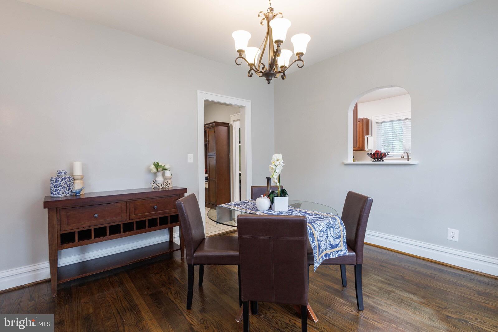 LAUREL - Residential