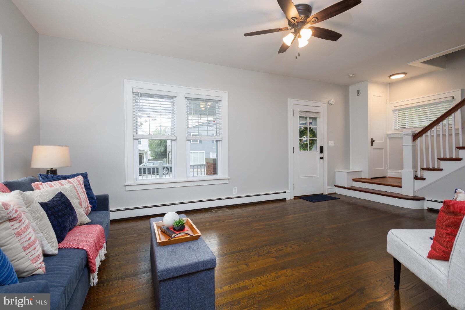 LAUREL - Residential