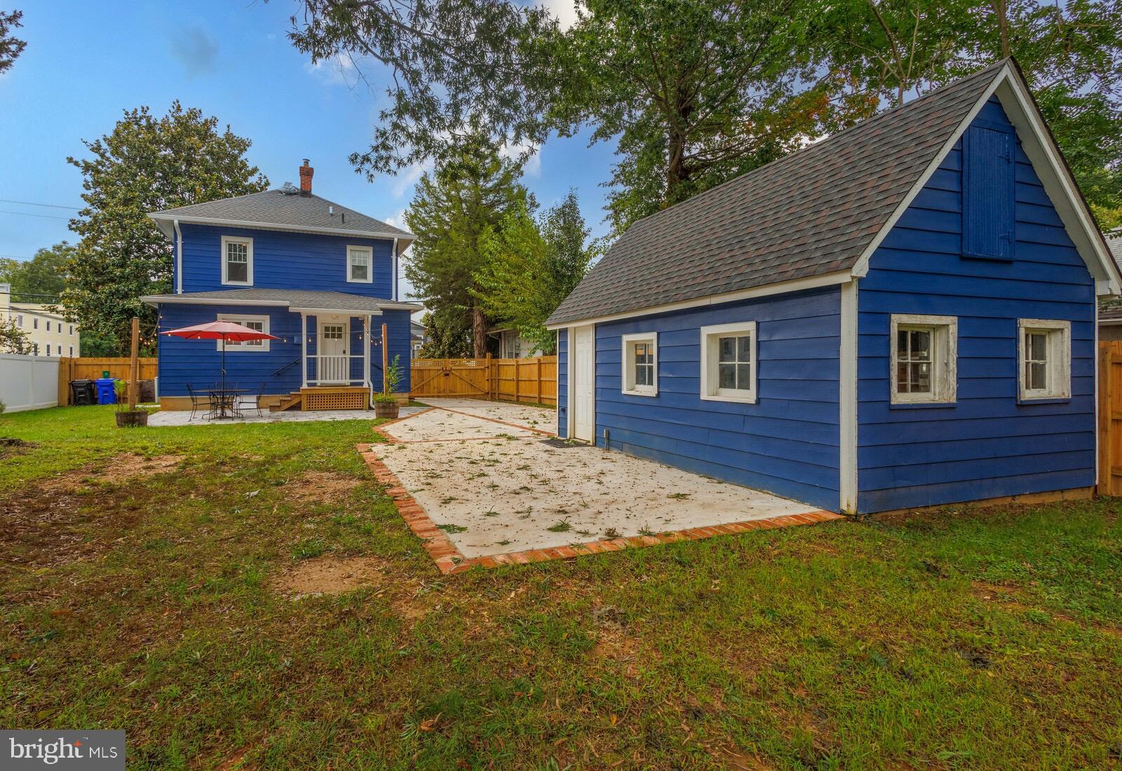 LAUREL - Residential