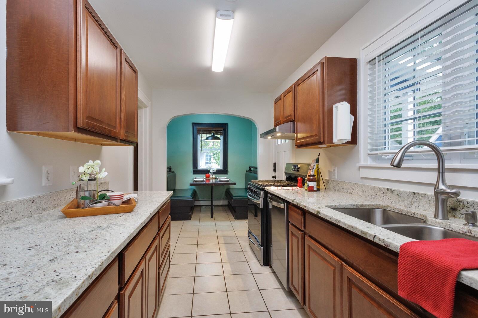 LAUREL - Residential