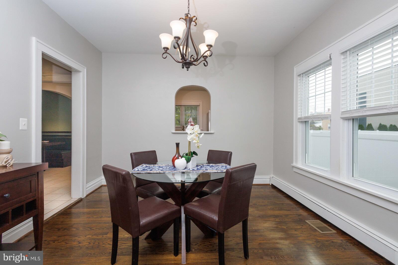 LAUREL - Residential