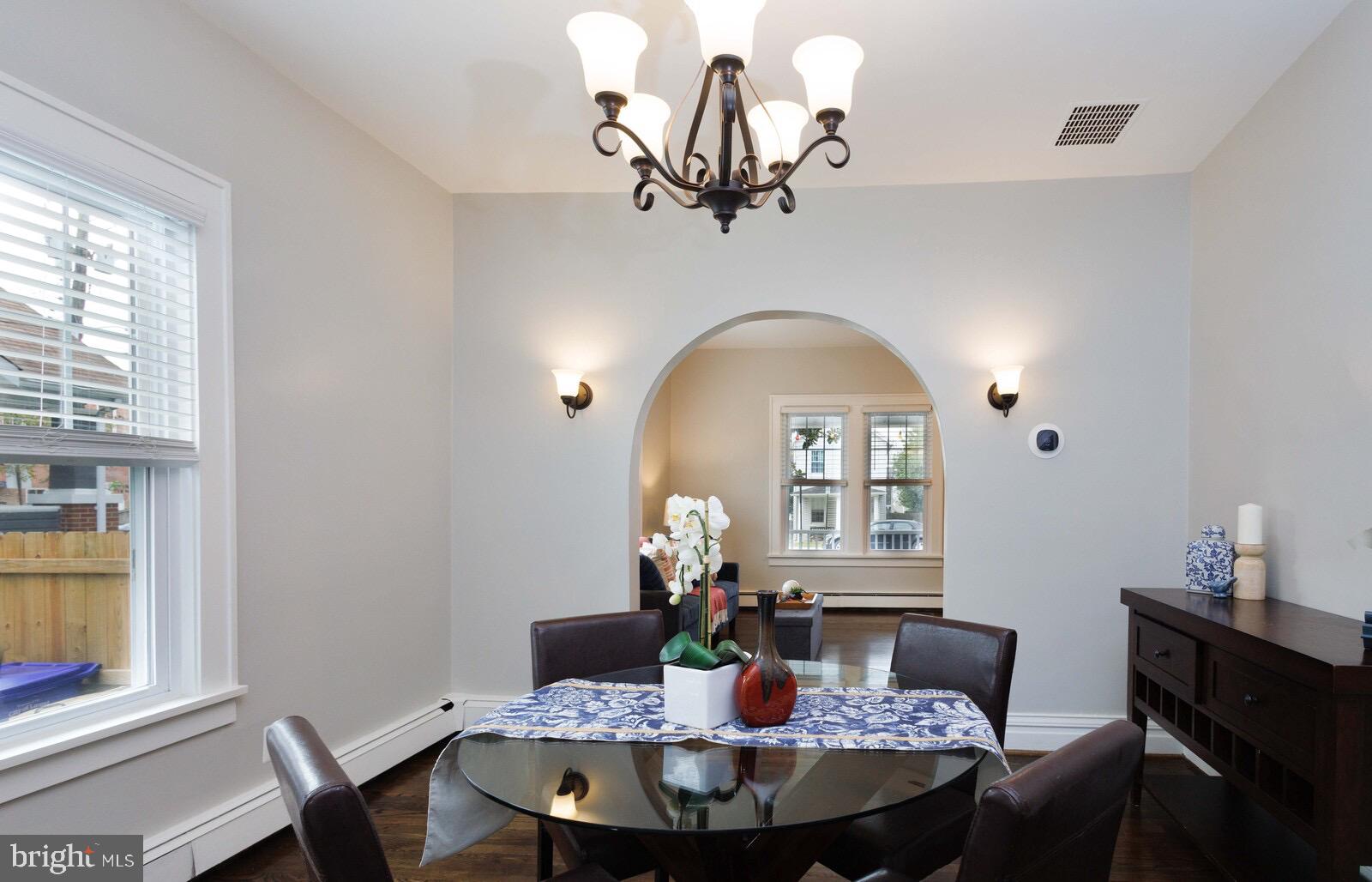 LAUREL - Residential