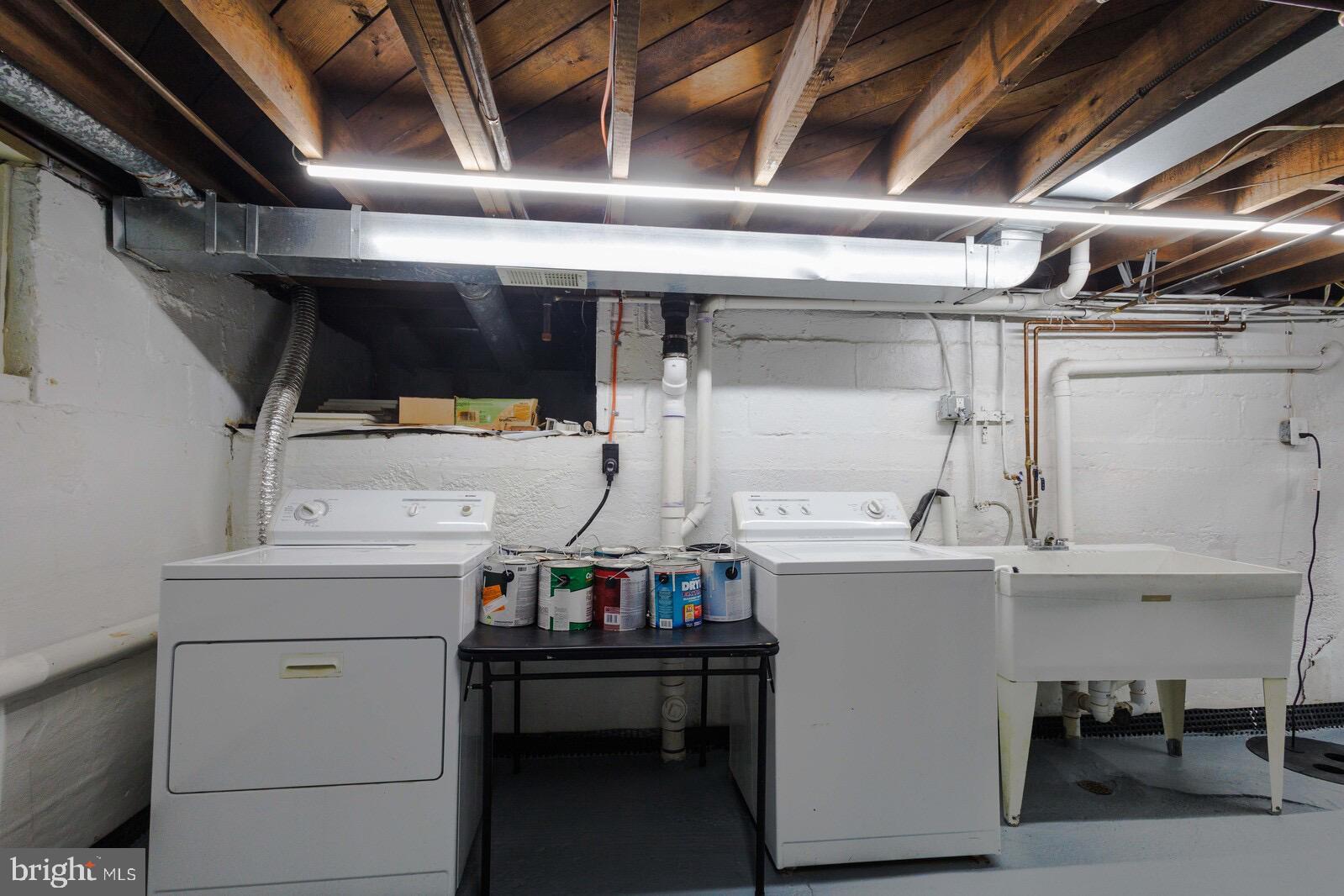 LAUREL - Residential