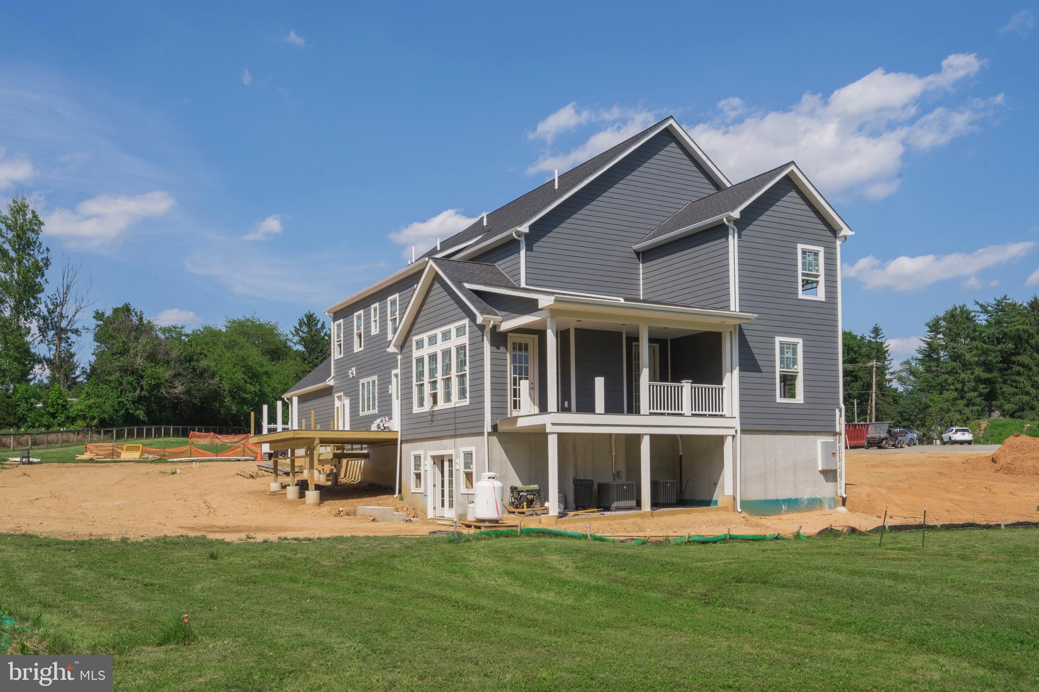 RED BARN FARMS - Residential