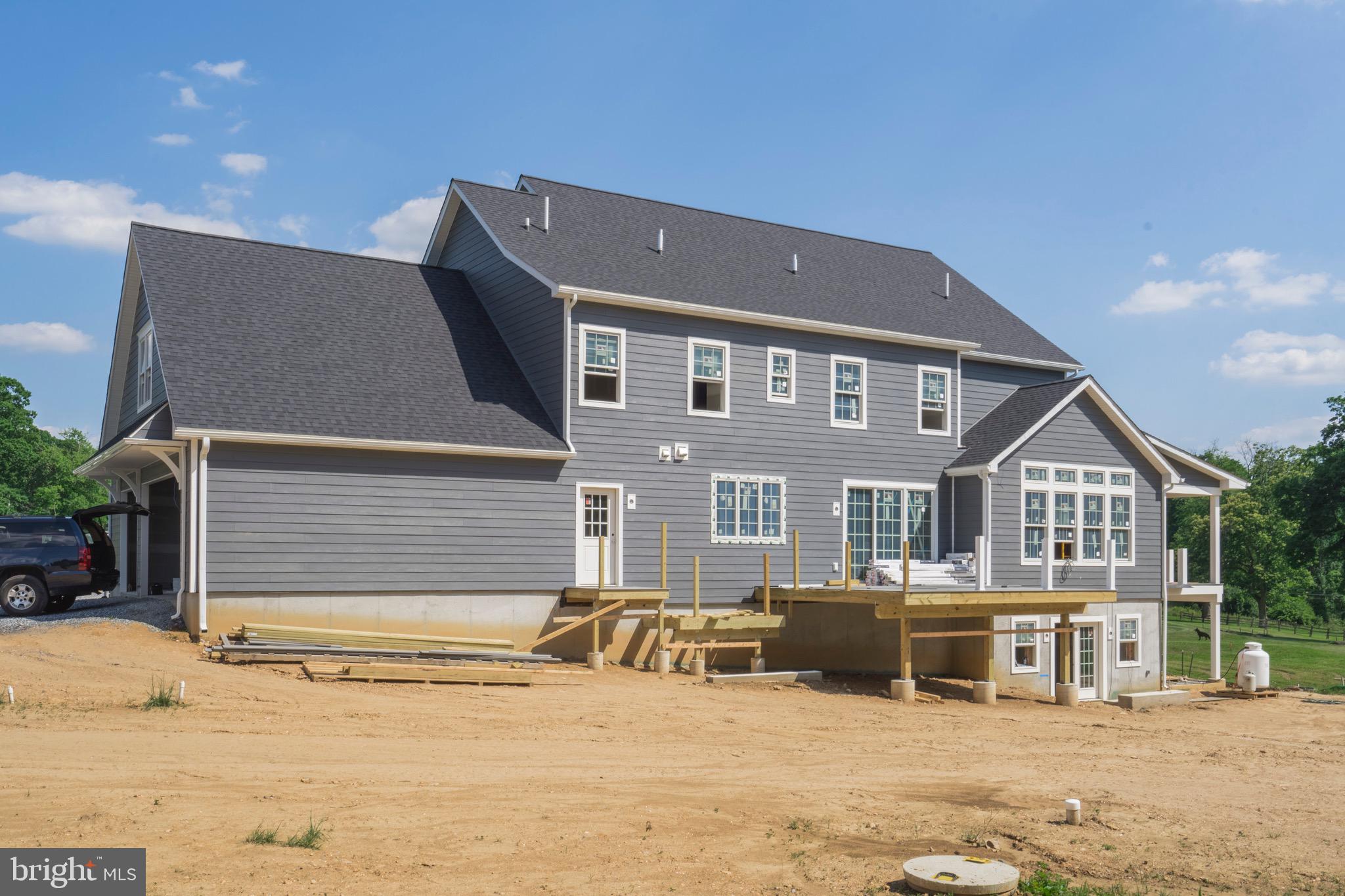 RED BARN FARMS - Residential
